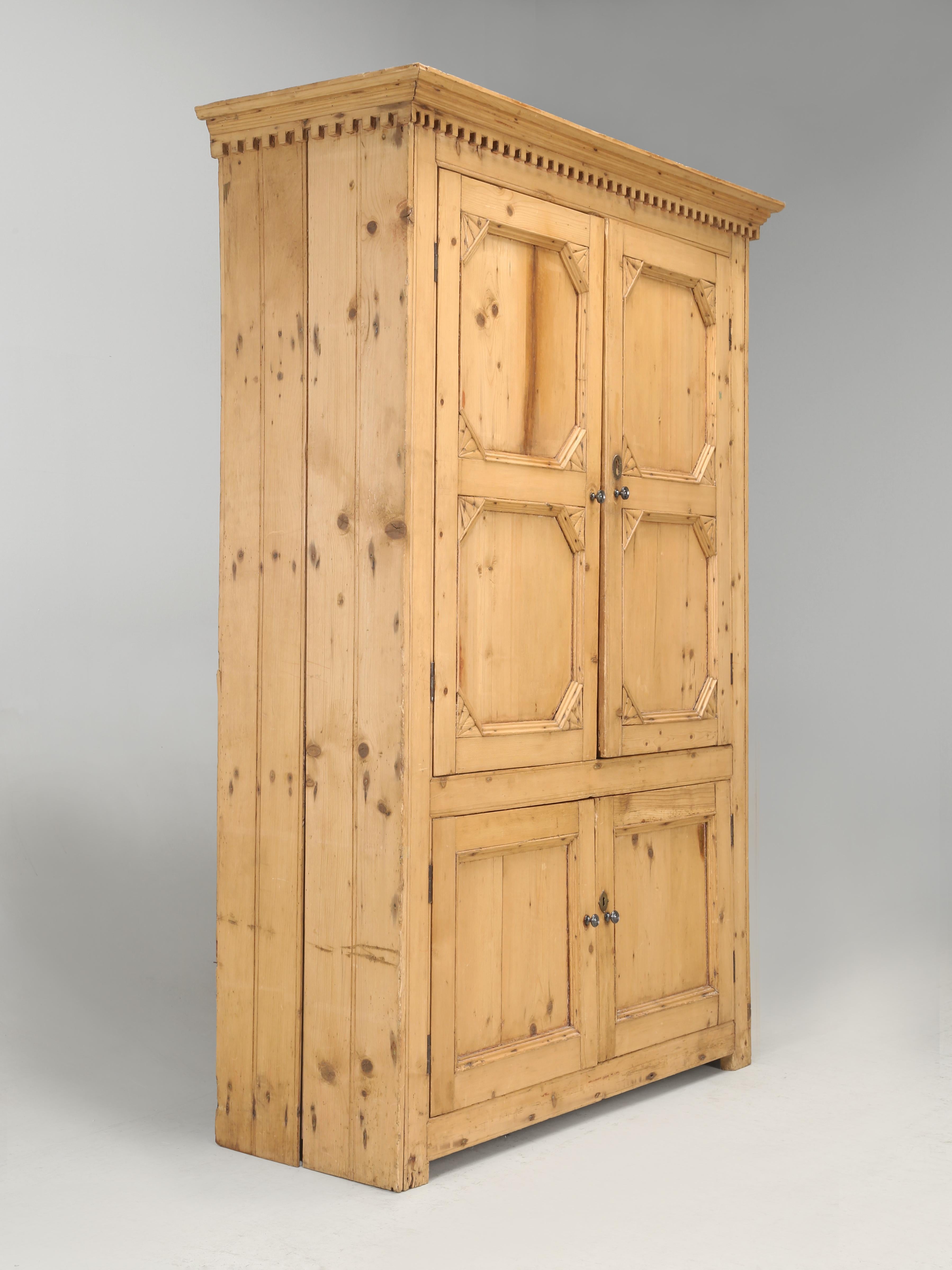 Country Antique Irish Pine Cupboard Made in the 1800's and Still Quite Original in vendita