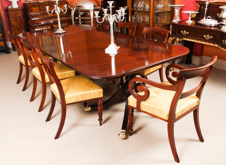 Antique Irish Regency Twin Pillar Mahogany Dining Table 19th Century For Sale 4