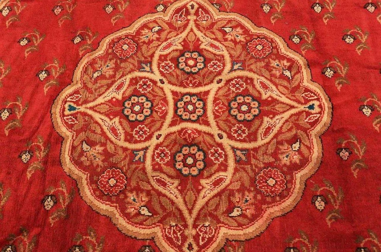 Antiker irischer Teppich (Mitte des 20. Jahrhunderts) im Angebot