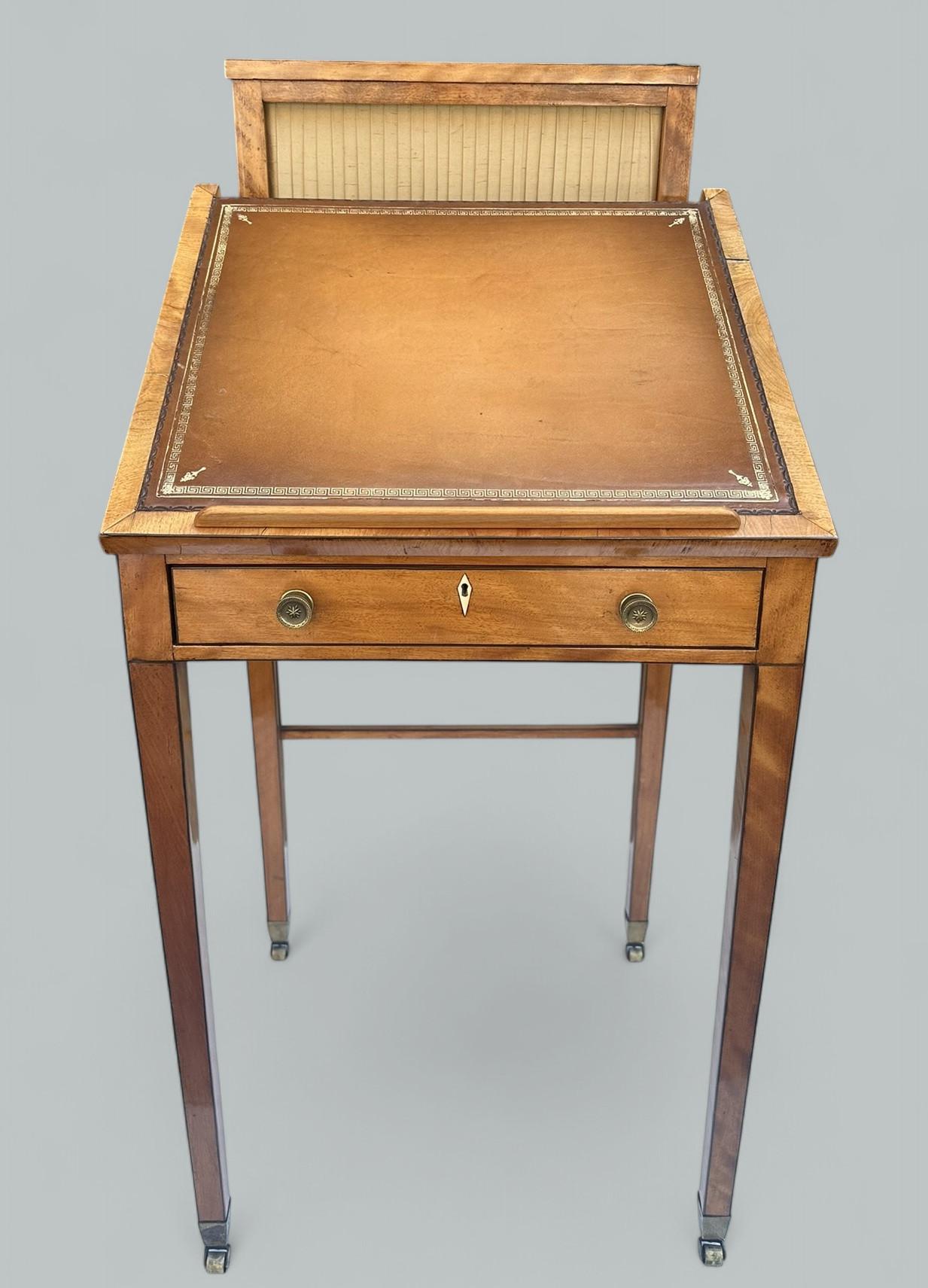 Early Victorian Antique Irish Satinwood Writing Desk Lectern Side Table Robert Strahan Dublin For Sale