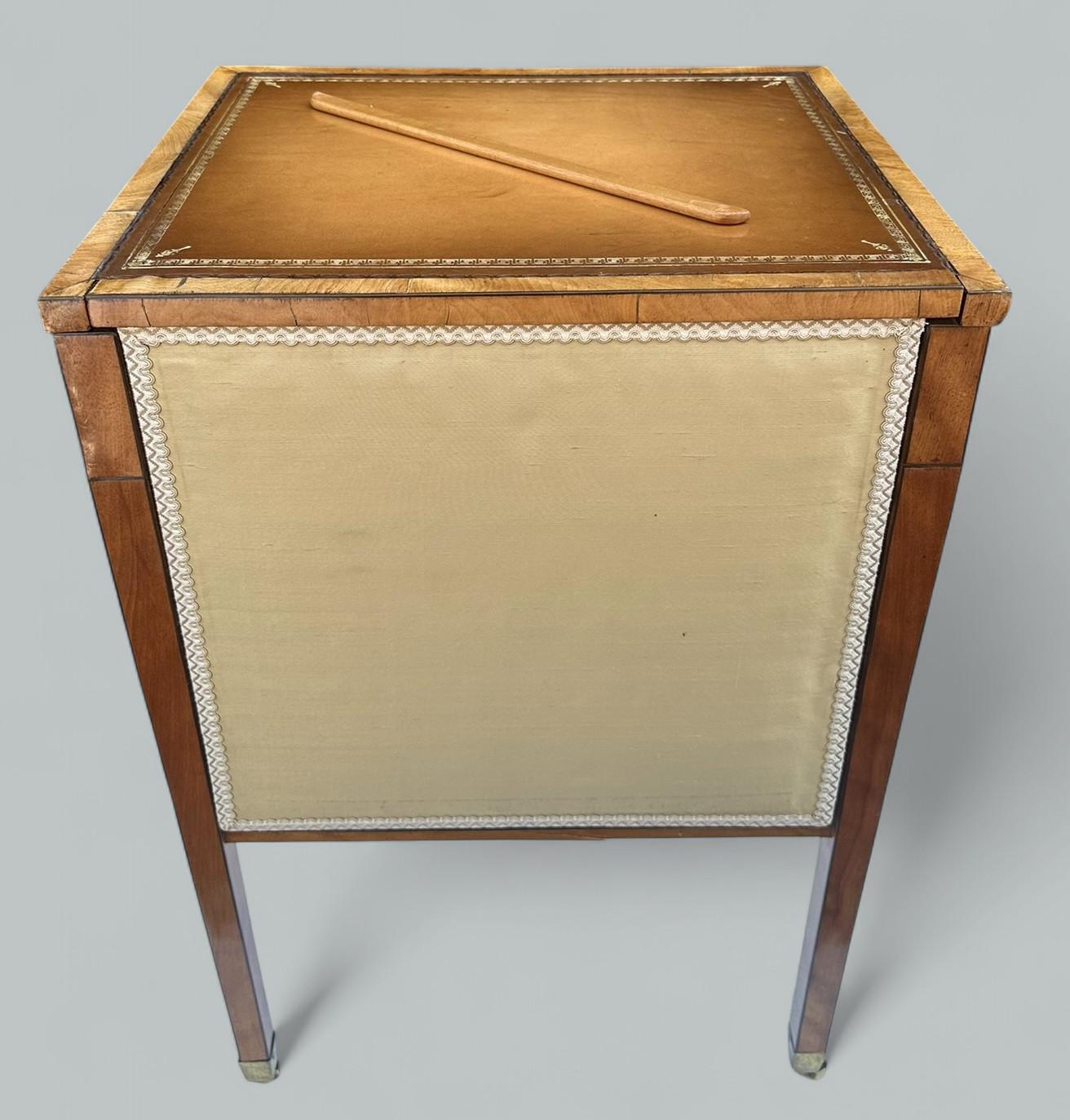 Antique Irish Satinwood Writing Desk Lectern Side Table Robert Strahan Dublin For Sale 3