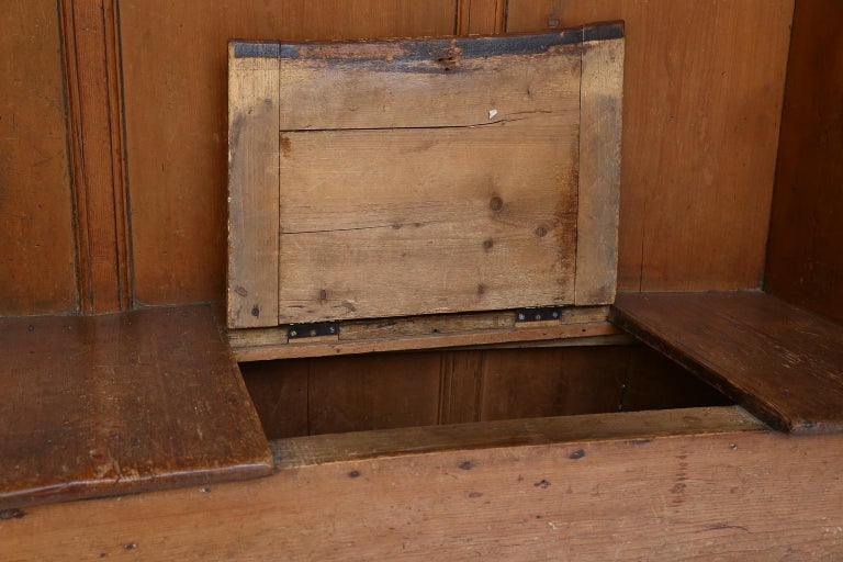 Antique Irish Settle For Sale at 1stdibs