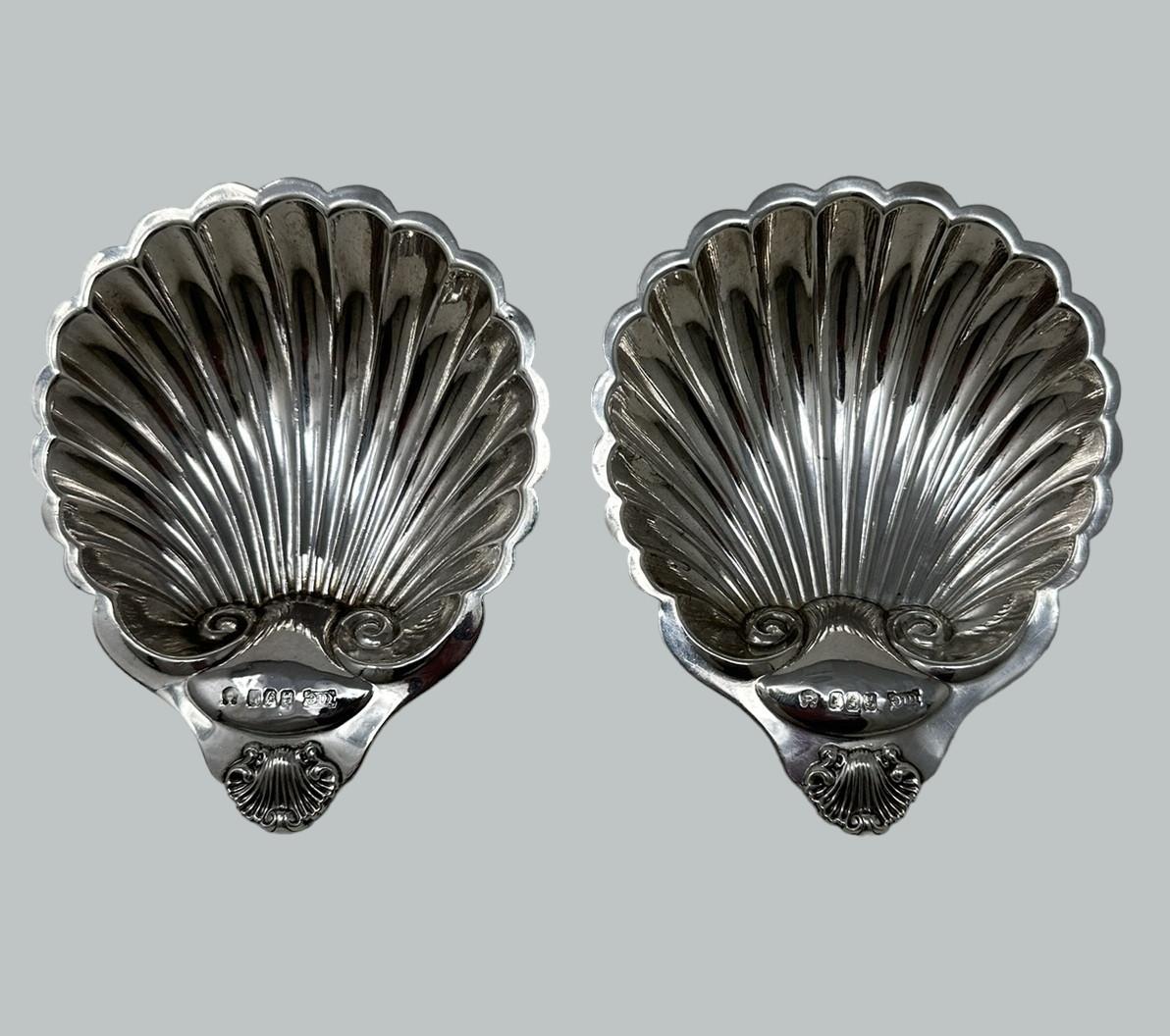 Antiguos platos irlandeses de concha de plata de ley William Egan Cork Hallmark Dublín Irlandés en venta