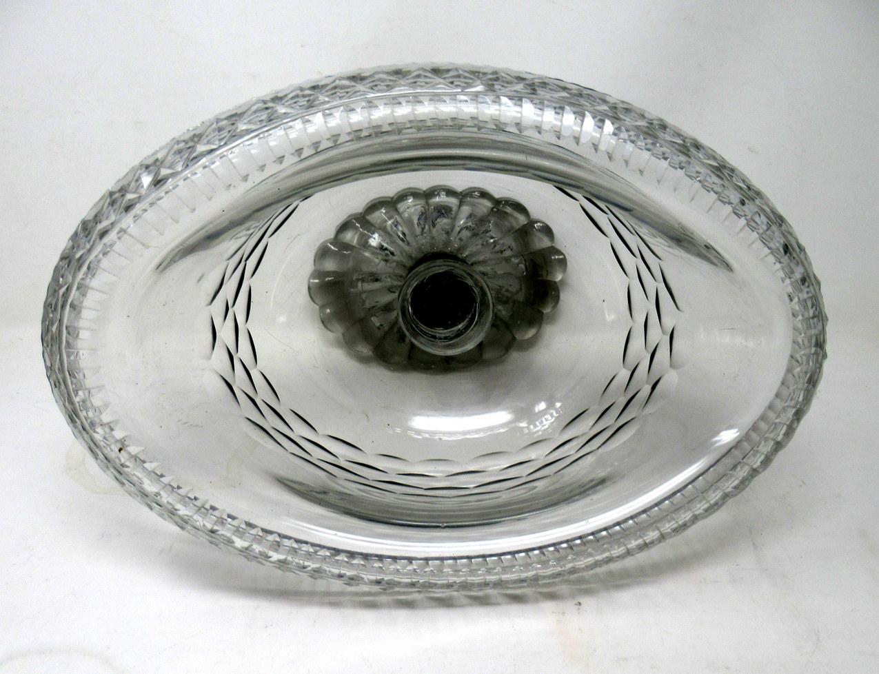 Antique Irish Tipperary Waterford Glass Cut Crystal Georgian Turnover Bowl 18Ct In Good Condition In Dublin, Ireland