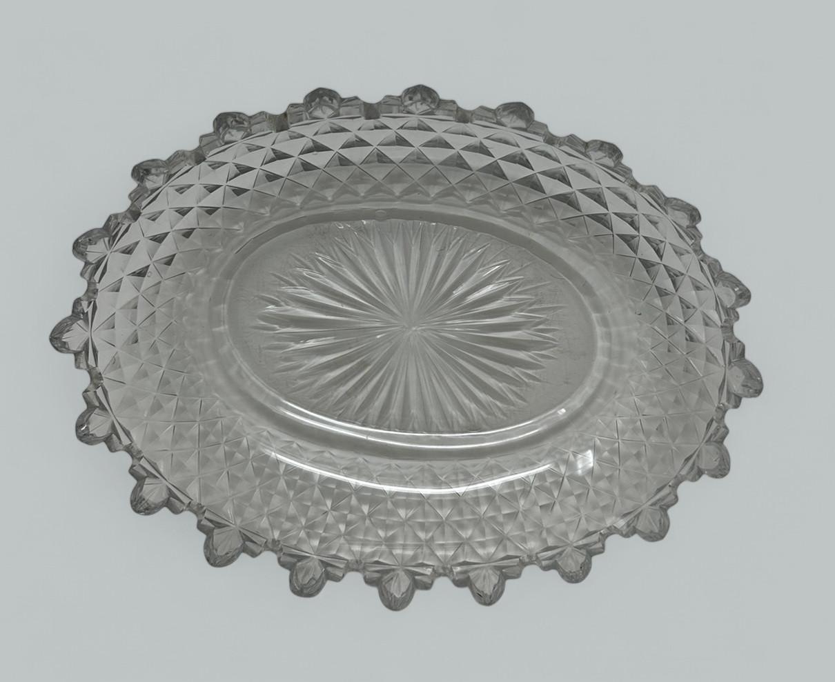 Antique plateau circulaire victorien irlandais Tipperary Waterford en cristal taillé en vente 2