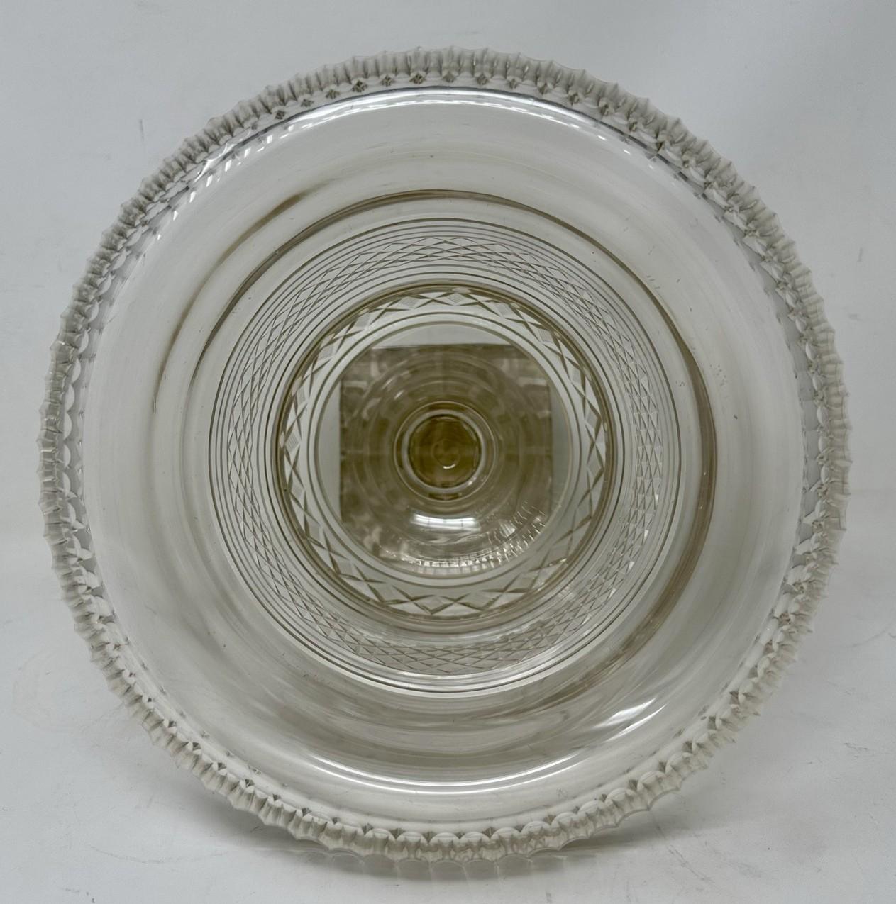 Antique Irish Tipperary Waterford Glass Cut Crystal Victorian Turnover Bowl 19Ct For Sale 4
