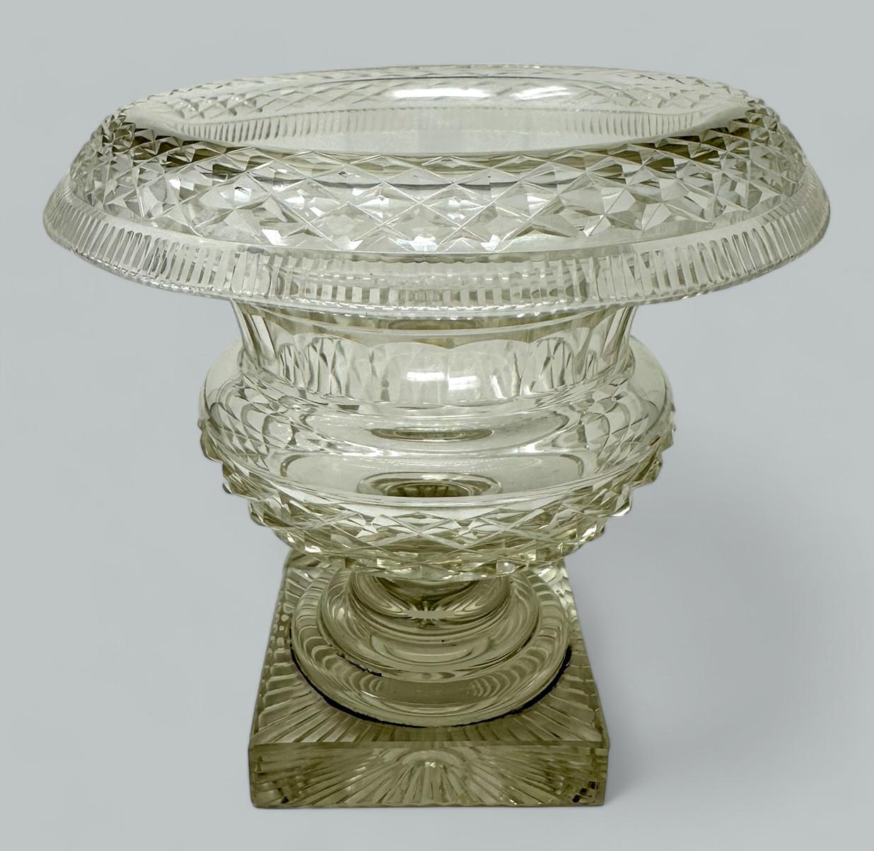 Bol tournant victorien irlandais Tipperary Waterford en cristal taillé 19 carats Bon état - En vente à Dublin, Ireland