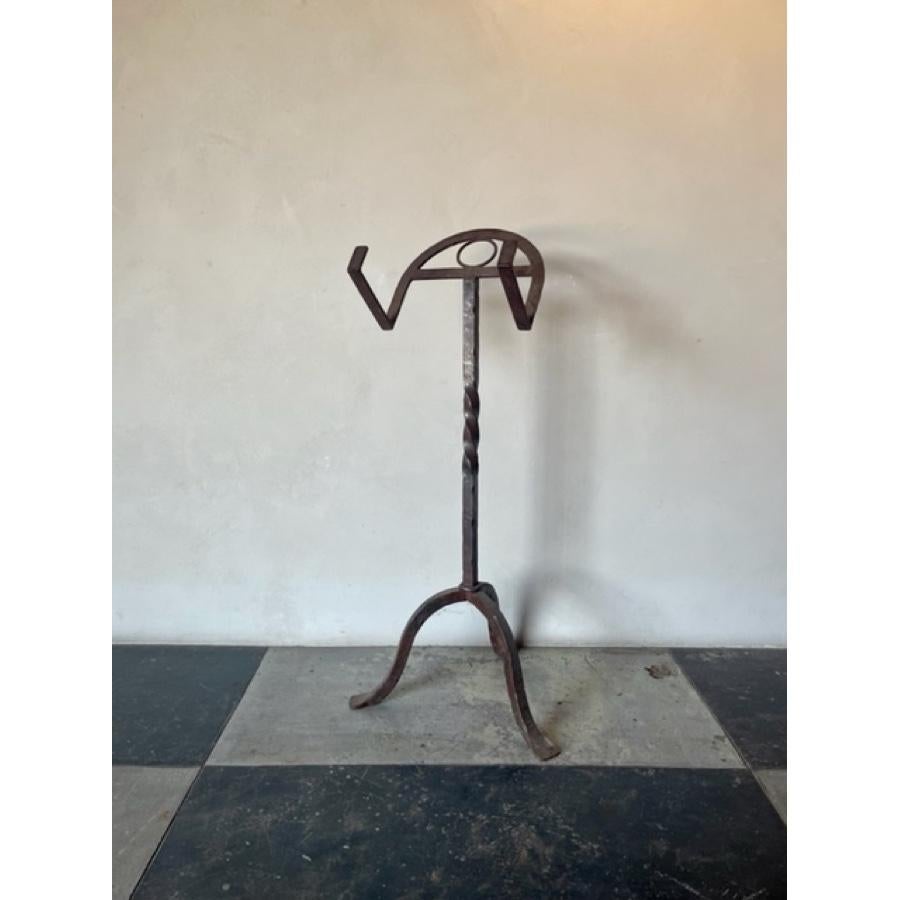 Antique Iron Book Stand

Dimensions: 39.5”H x 19”W


