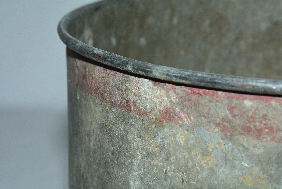 American Antique Iron Bucket with Curled Rim