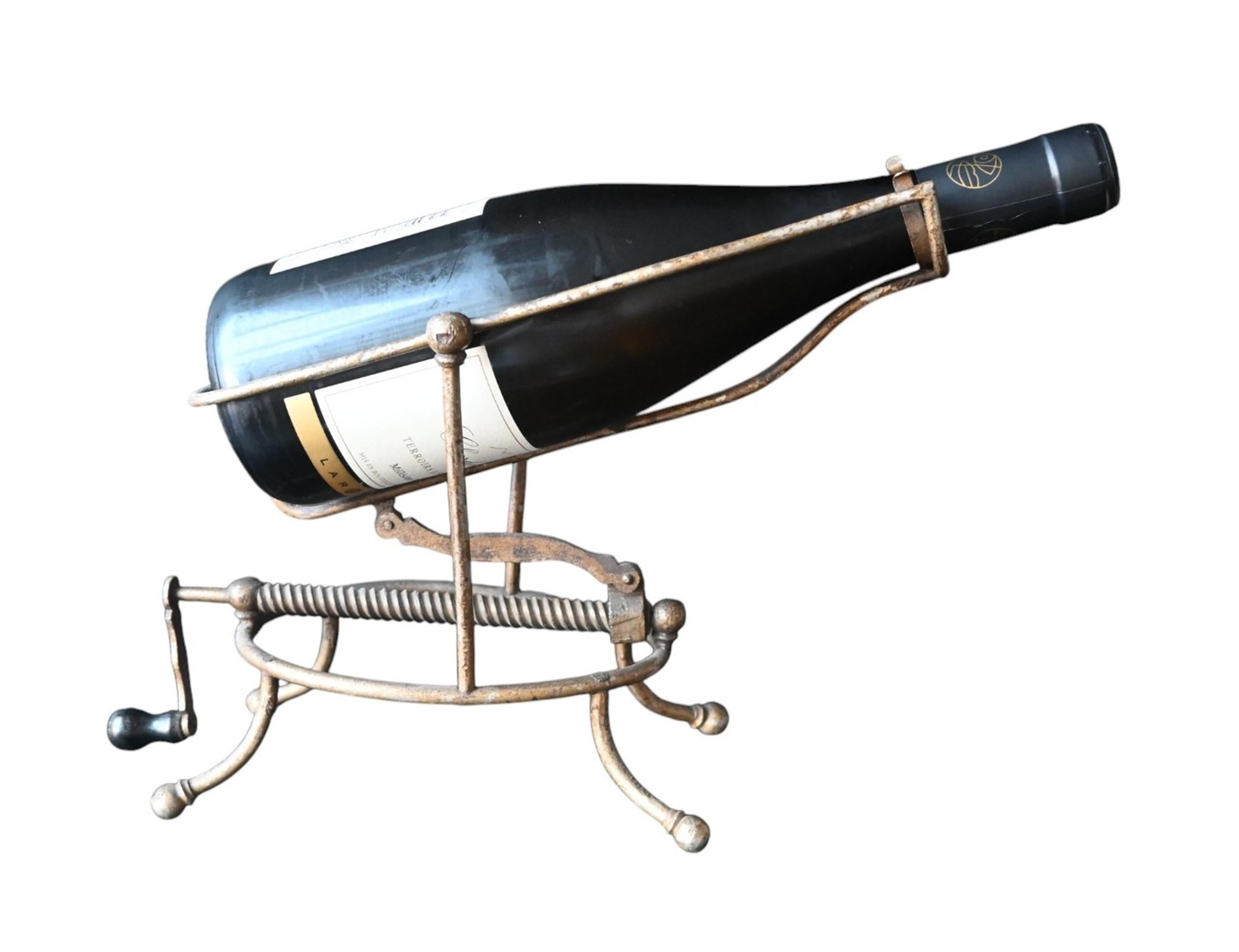 Antico decanter in ferro, versatore, portabottiglie, XIX secolo in vendita 2