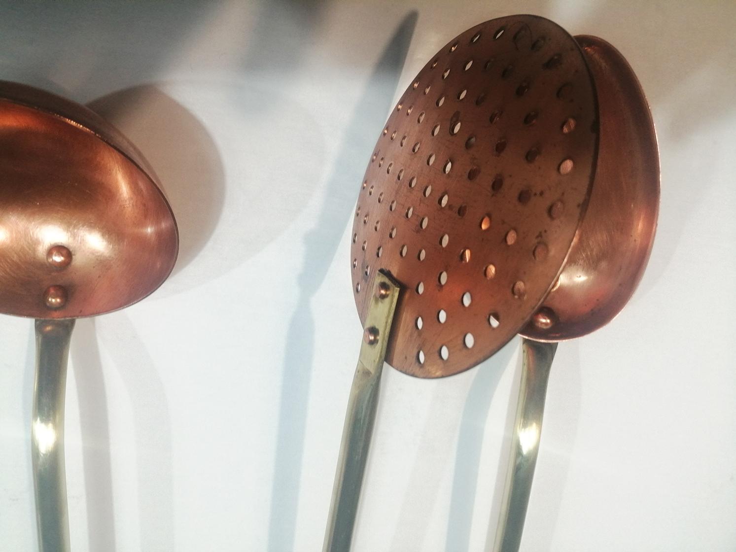 Coppe Kitchen Utensils Iron Forged Hanging Bar Copper and Brass Old In Good Condition In Mombuey, Zamora