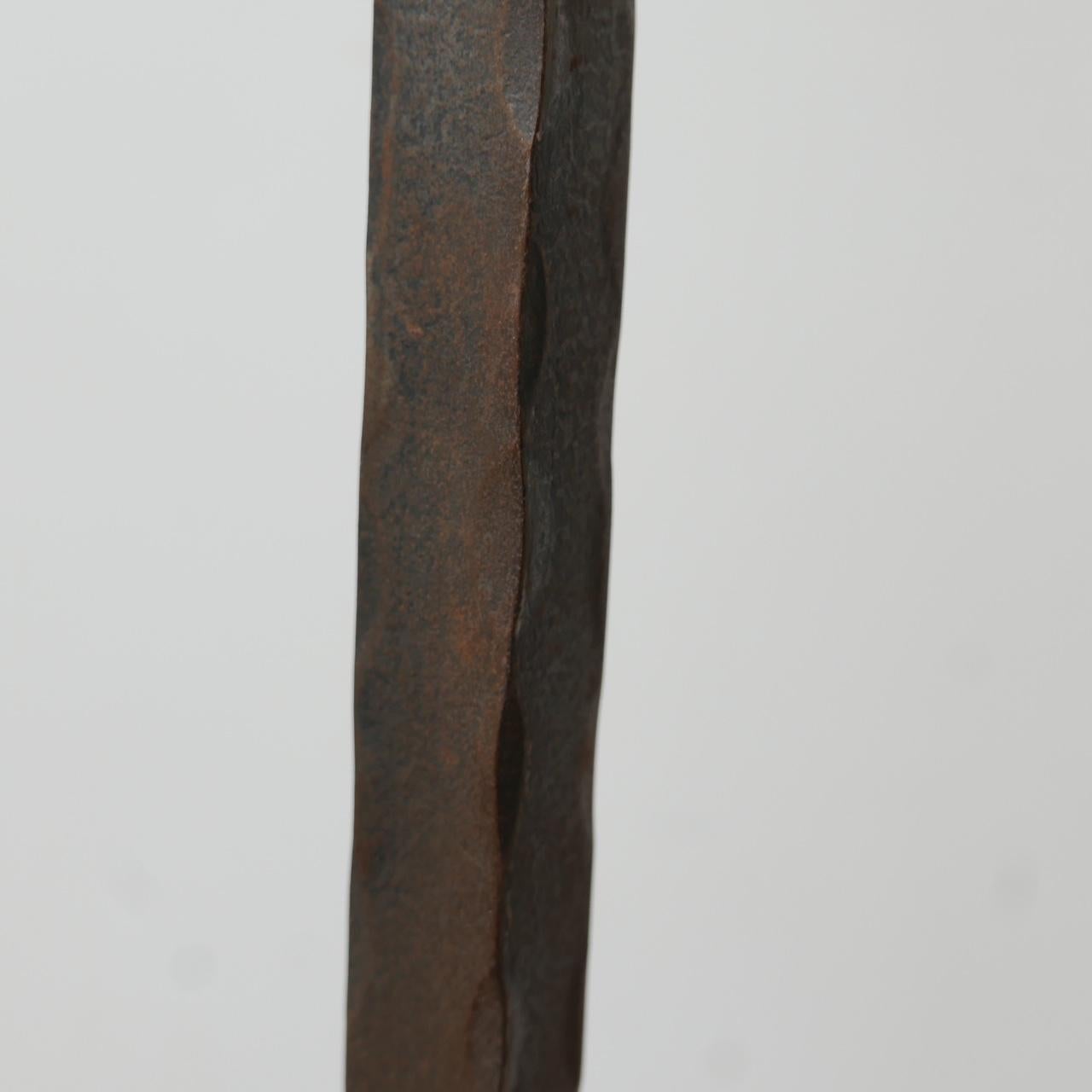 20ième siècle Lampadaire français en fer ancien en vente