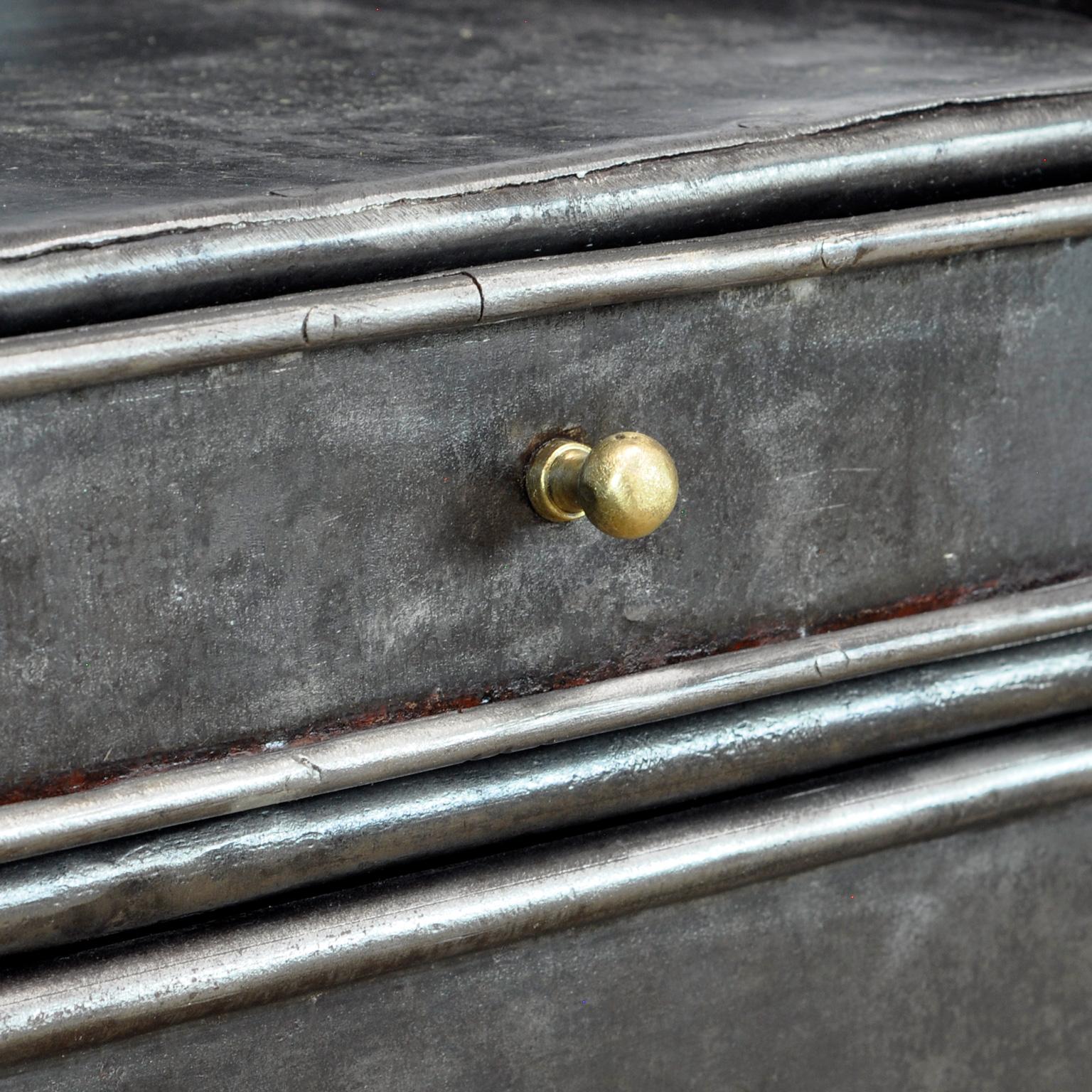 Antique Iron hospital Nightstand, 1920s In Fair Condition In Amsterdam, Noord Holland