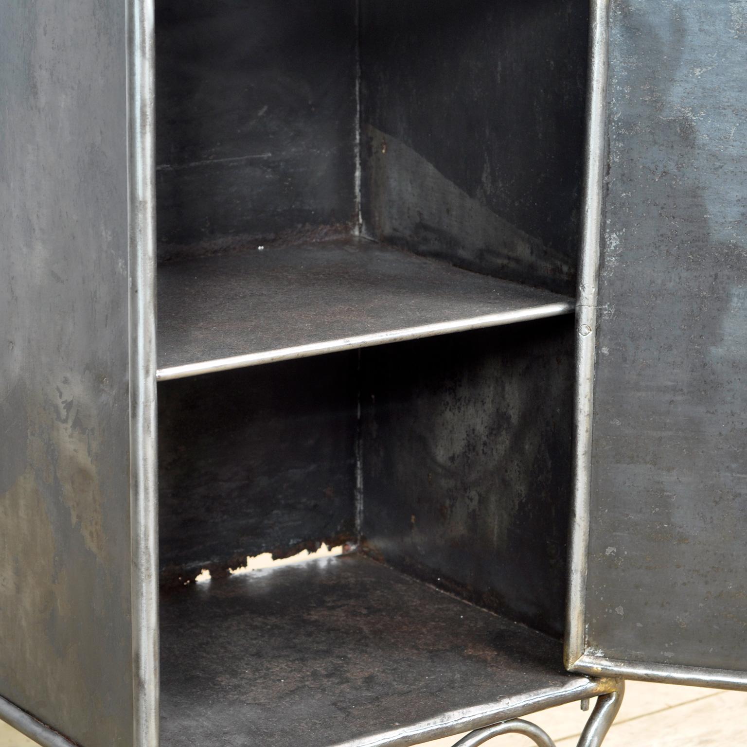 Antique Iron hospital Nightstand, 1920s 1