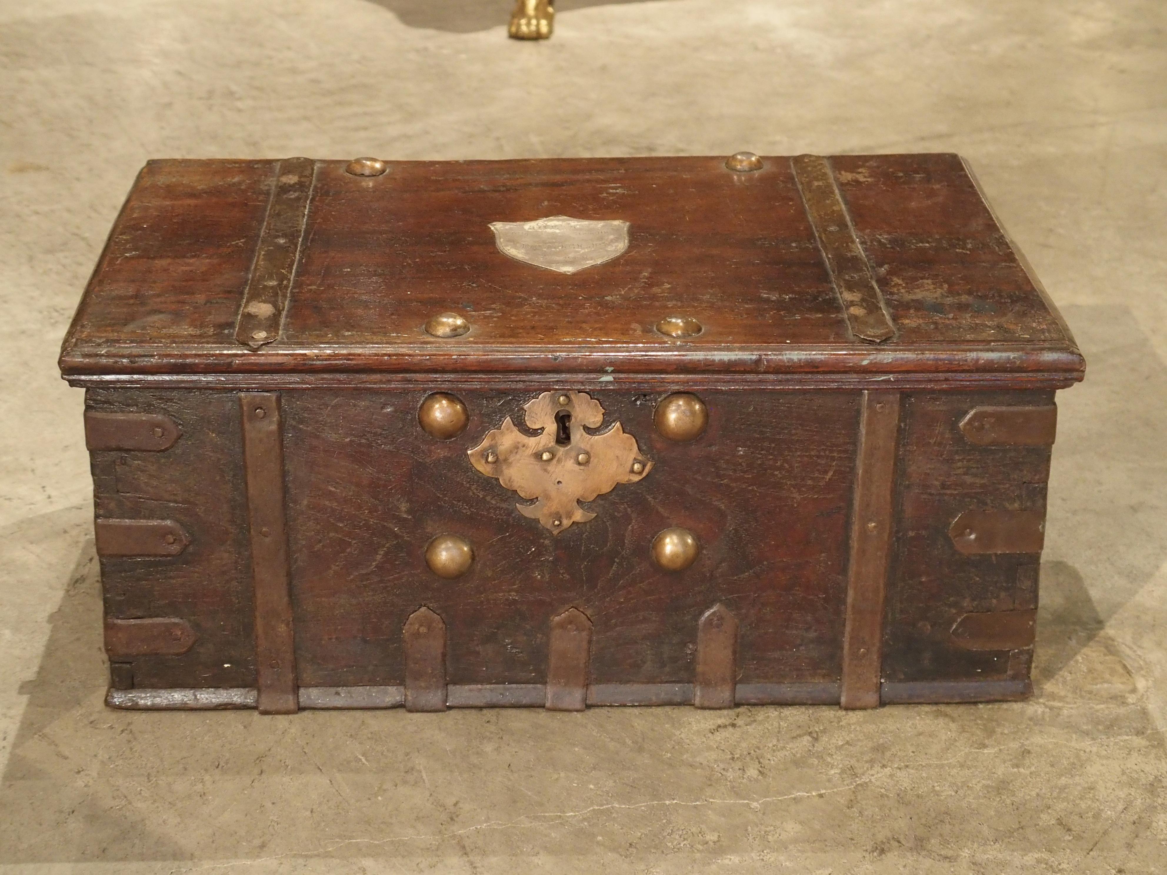 Antique Iron Mounted Mahogany Trunk with Copper Handles, 19th Century 10