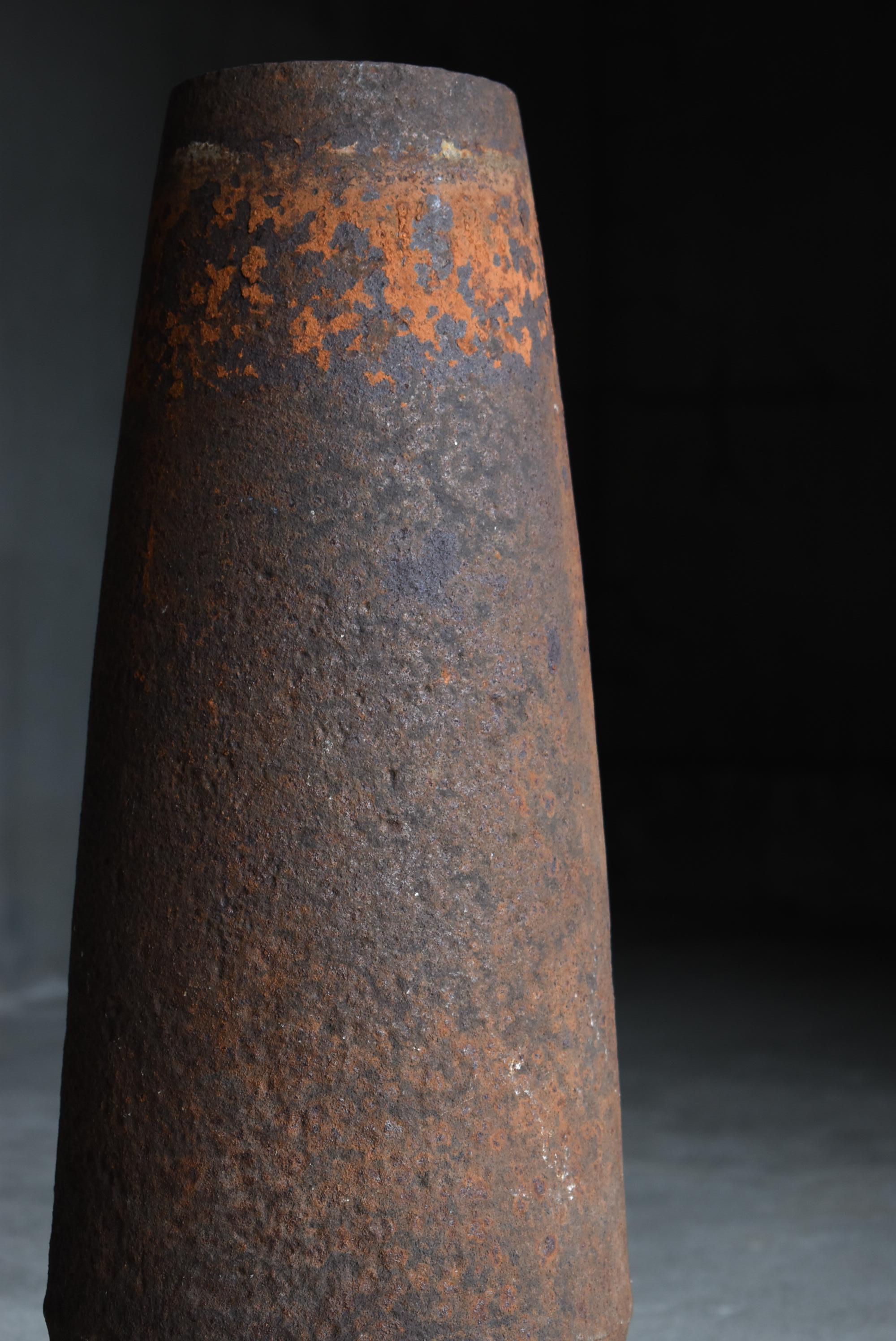 Antique Iron Shell 1920s-1940s / Flower Vase Object Wabisabi 1