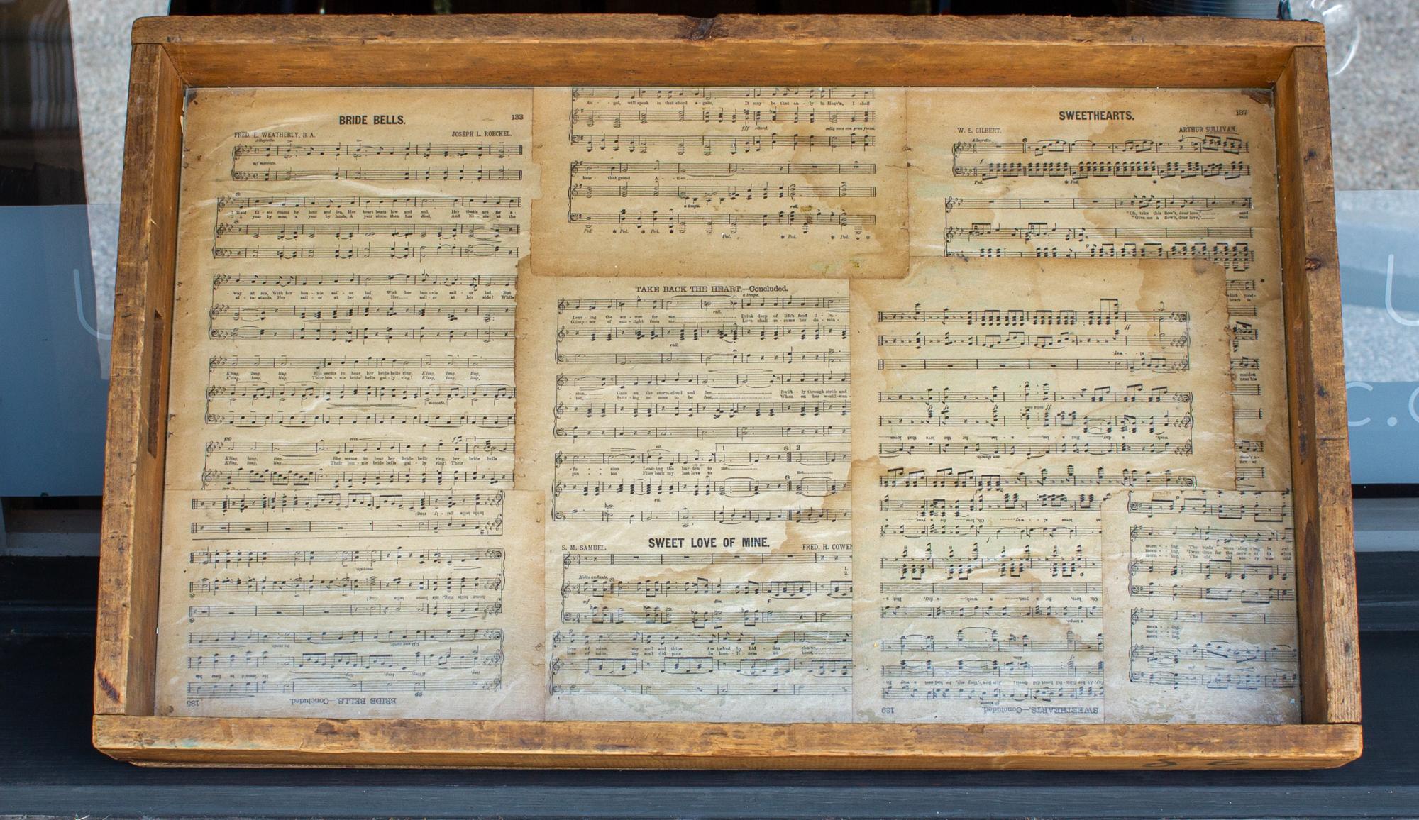 Antique Iron Singer Bar w/ Removable Tray Inlaid w/ Vintage Romantic Sheet Music 7
