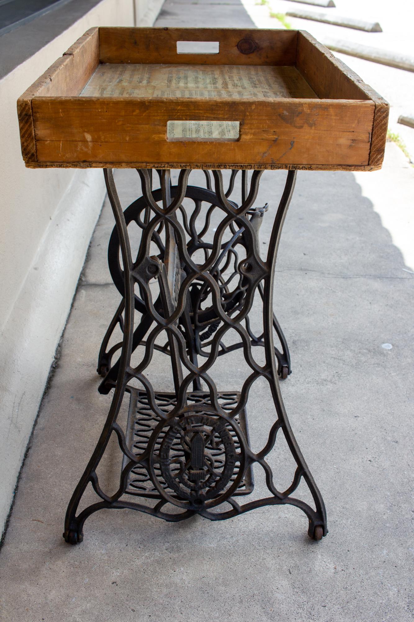 Antique Iron Singer Bar w/ Removable Tray Inlaid w/ Vintage Romantic Sheet Music In Distressed Condition In Houston, TX