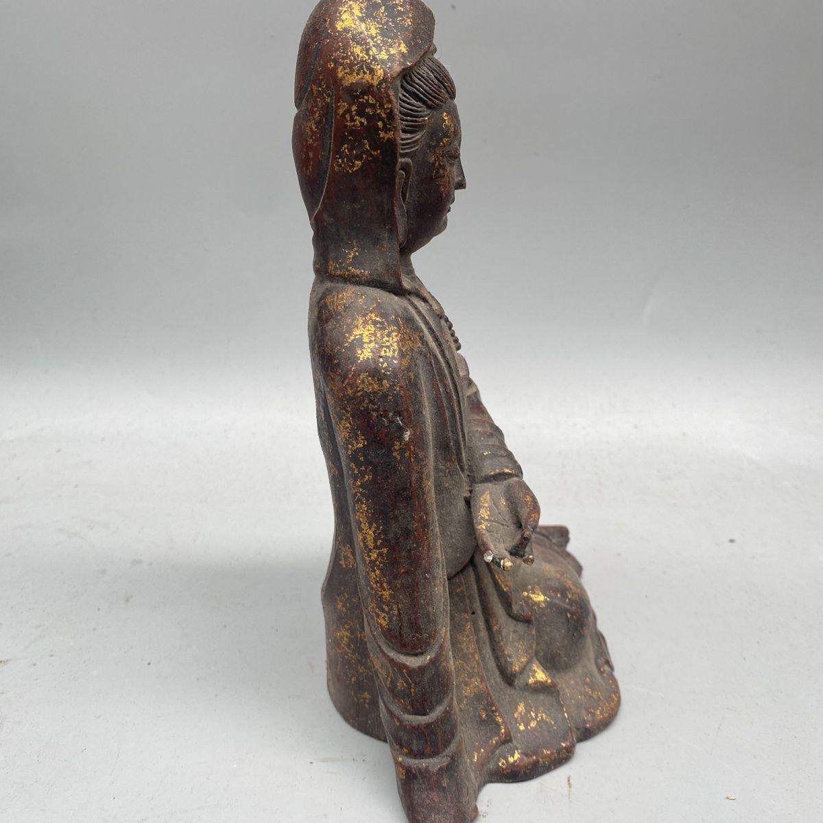 Old Asian Iron Sitting Buddha Statue with One Hand on Floor For Sale 2