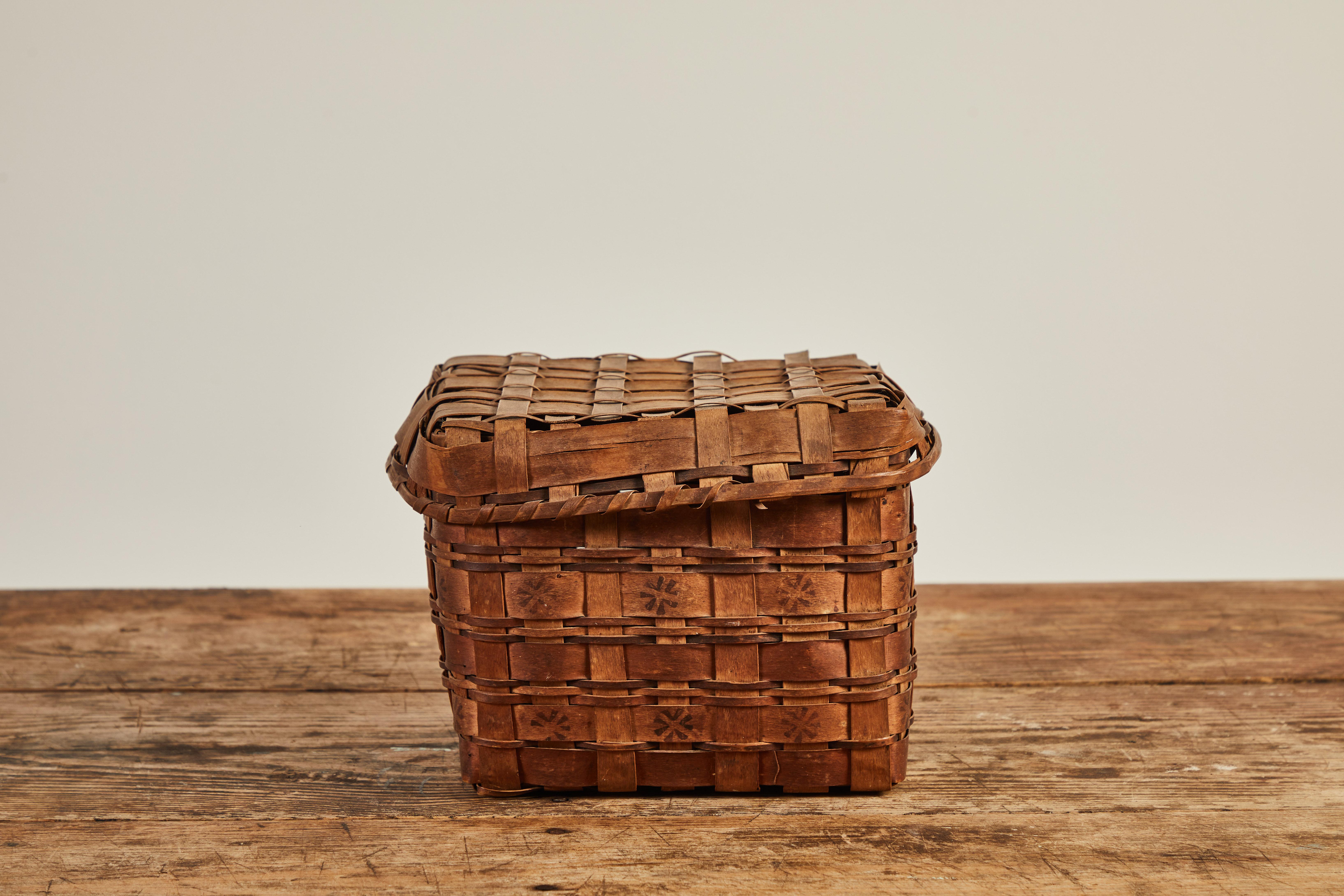 19th Century Antique Iroquois Basket