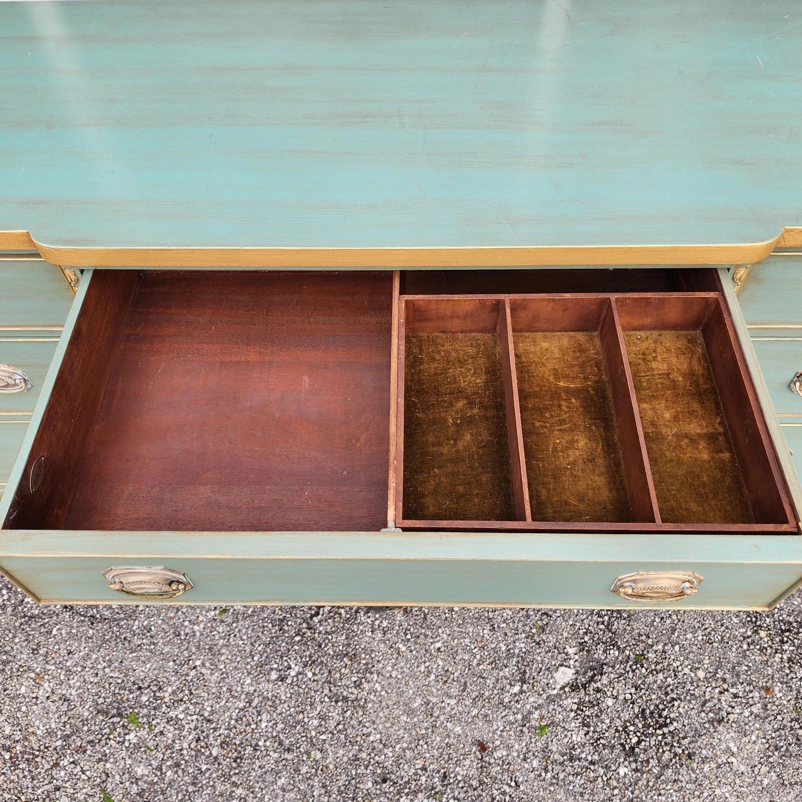 Antique IRWIN French Country Buffet Sideboard Bar Rolling en vente 7