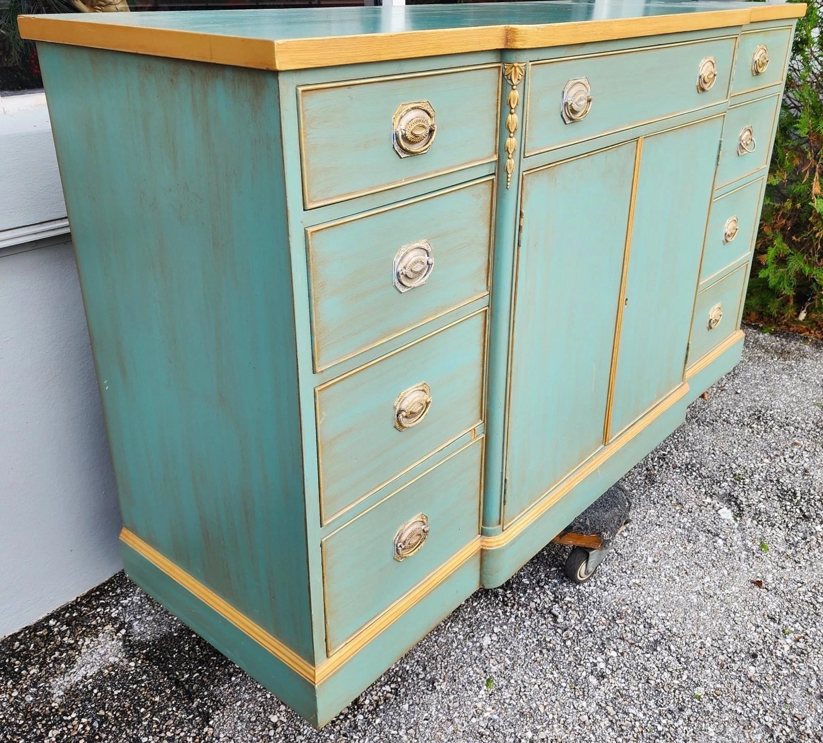 Antique IRWIN French Country Buffet Sideboard Bar Rolling Bon état - En vente à Lake Worth, FL