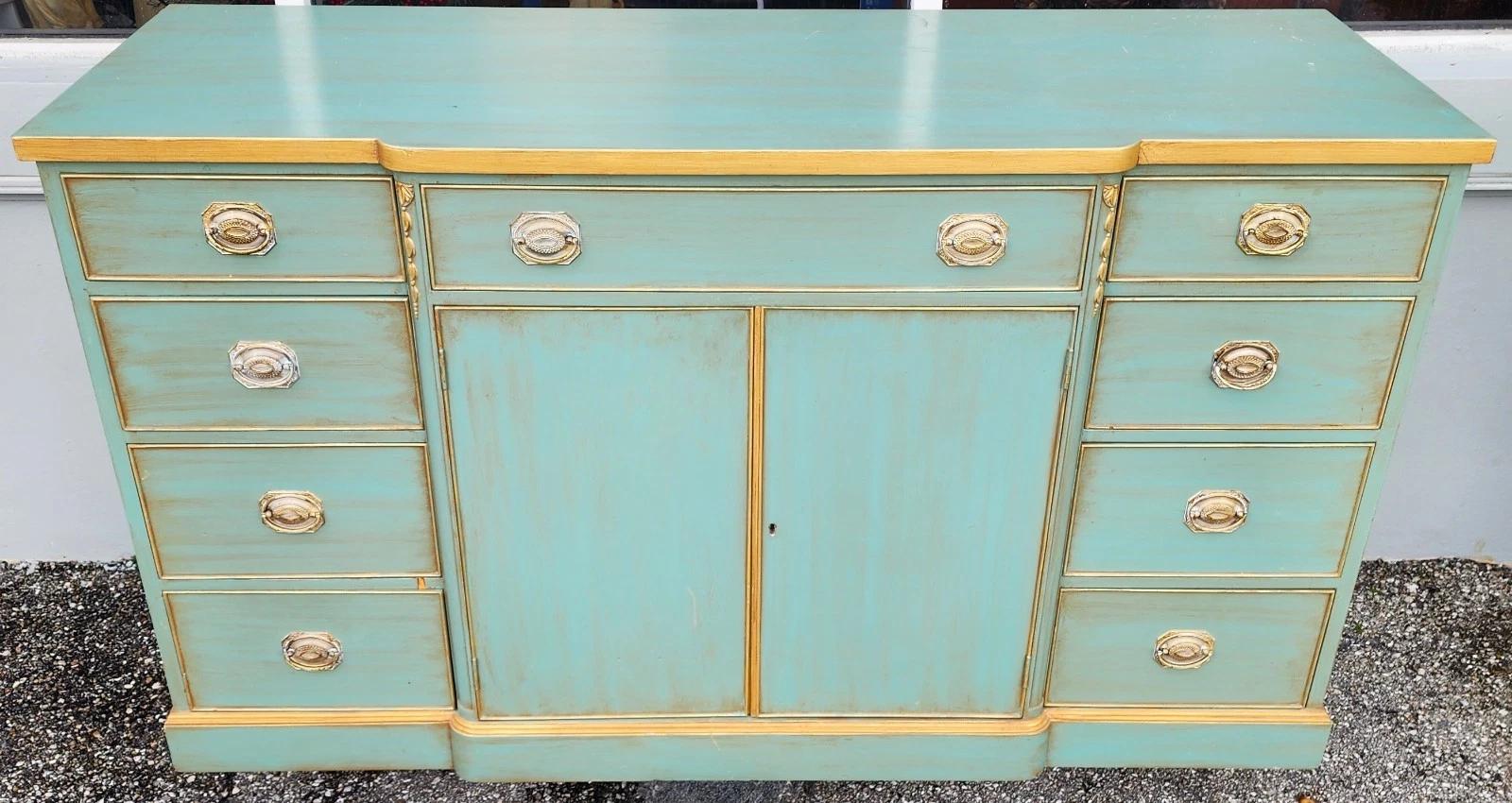 20ième siècle Antique IRWIN French Country Buffet Sideboard Bar Rolling en vente