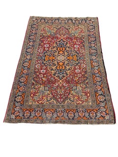 Antique Isfahan Persian wool rug circa 1920