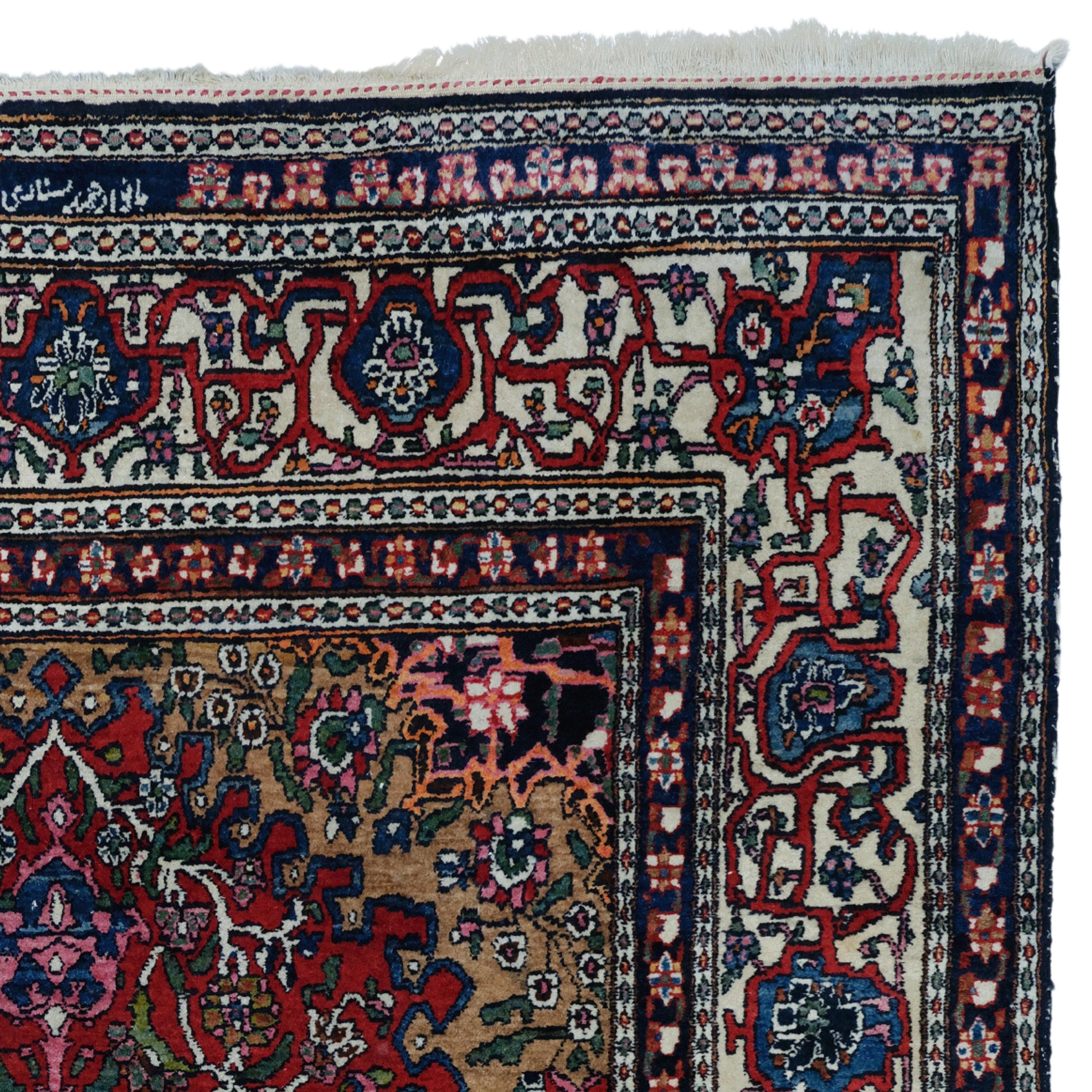 Antique Isfahan Rug - 19th Century Isfahan Rug, Antique Rug, Handwoven Rug In Good Condition For Sale In Sultanahmet, 34