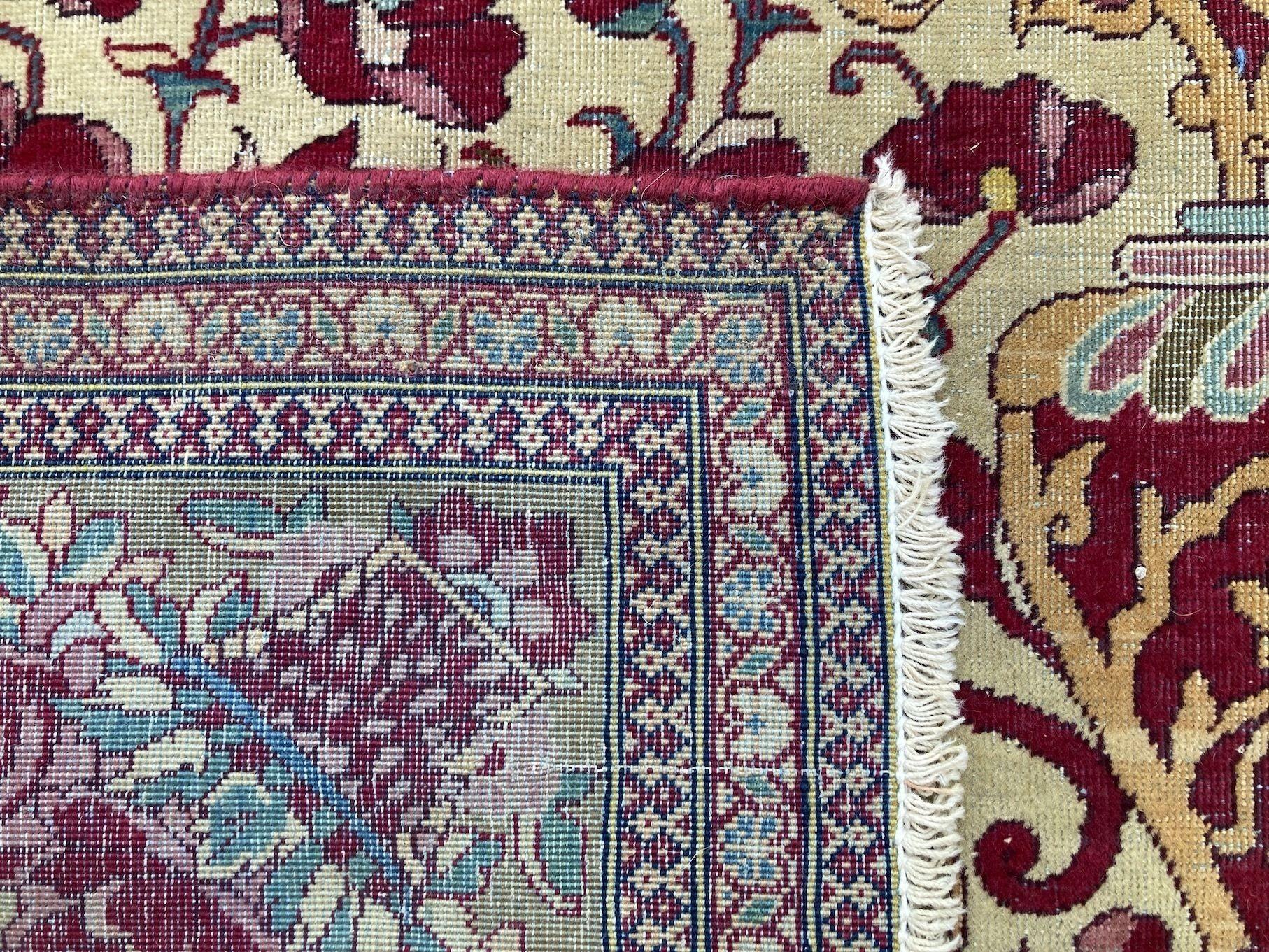 Antique Isfahan Rug 2.04m x 1.38m For Sale 11