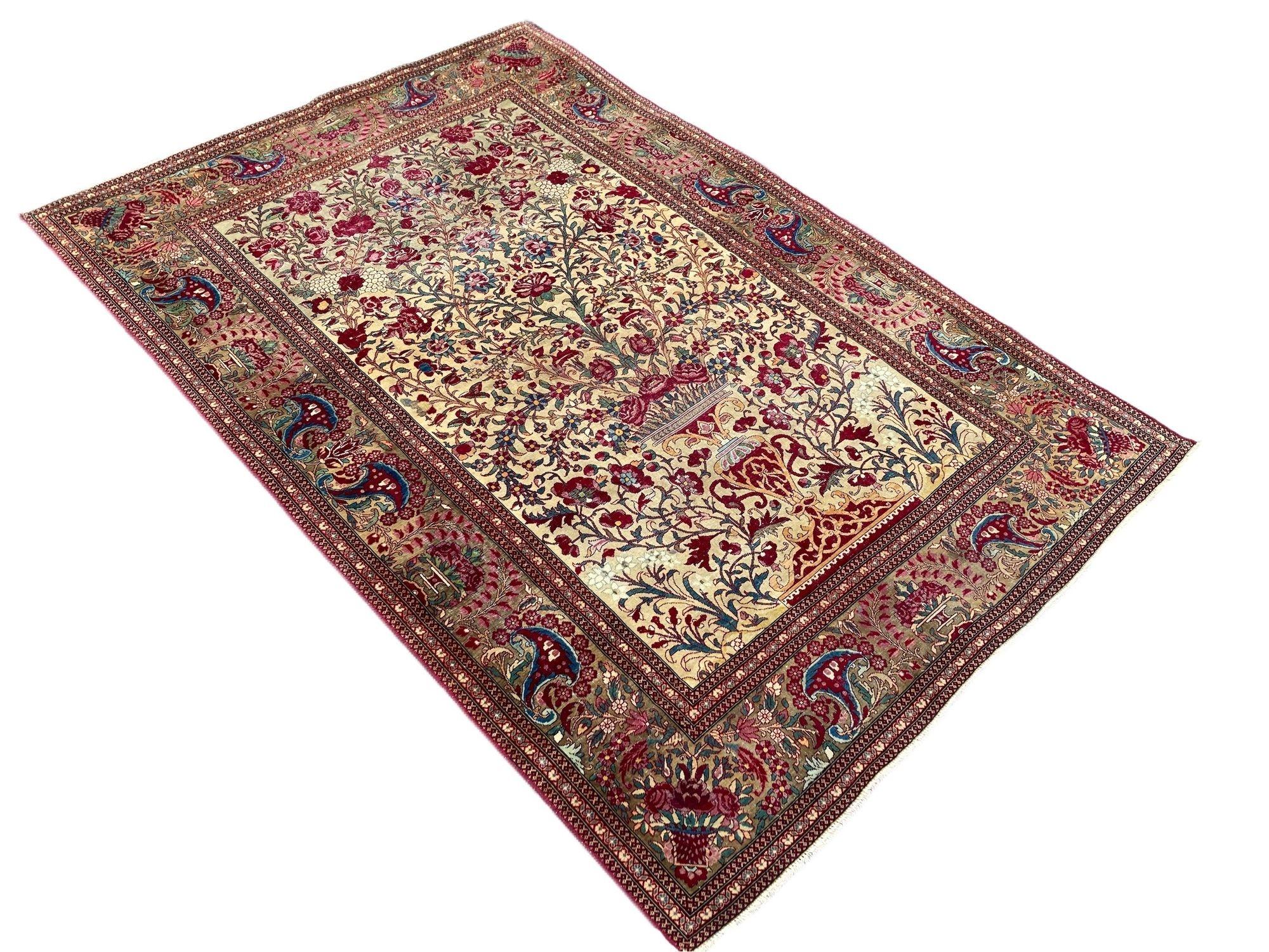 Antique Isfahan Rug For Sale at 1stDibs