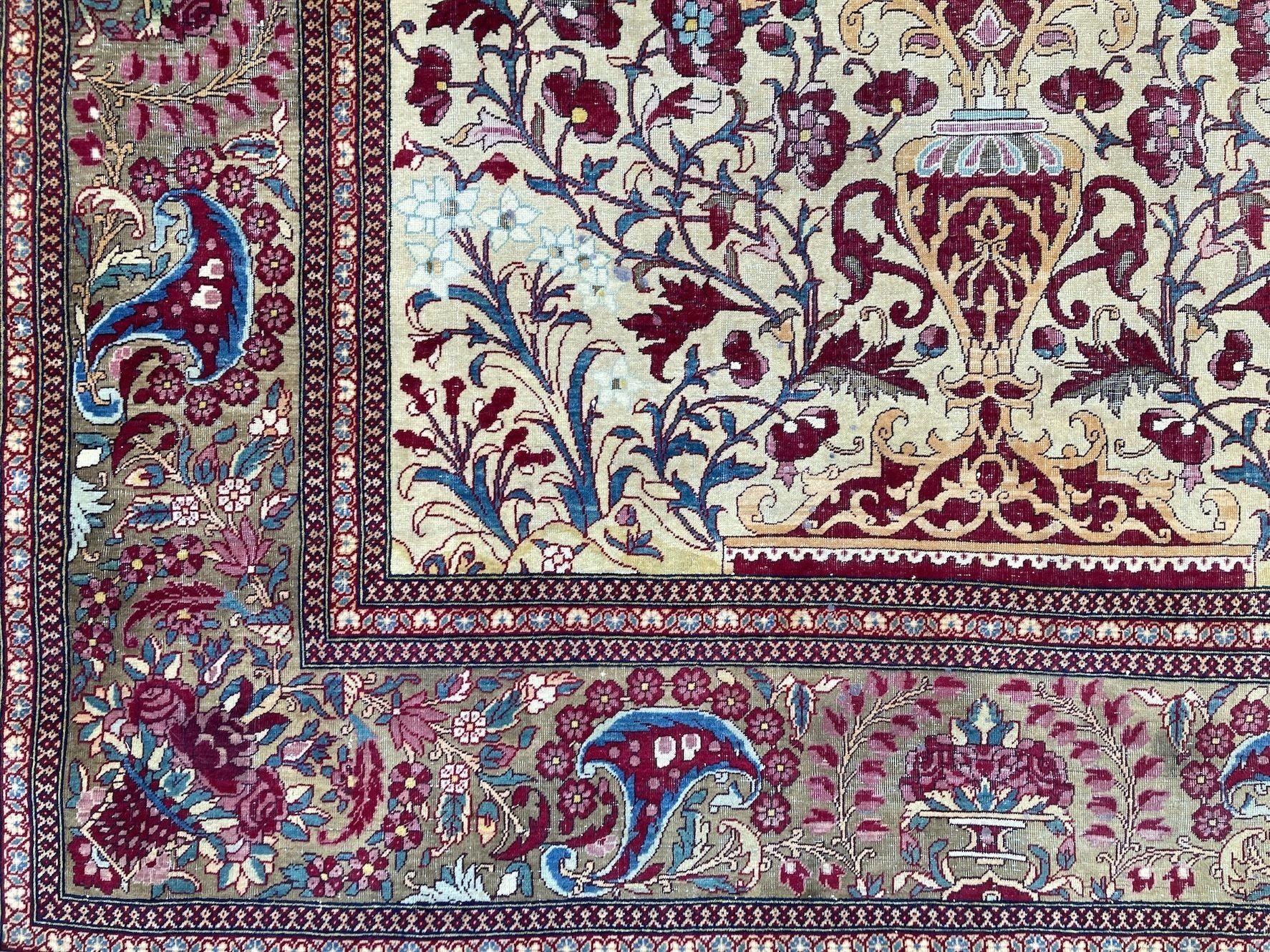 Antique Isfahan Rug 2.04m x 1.38m For Sale 1