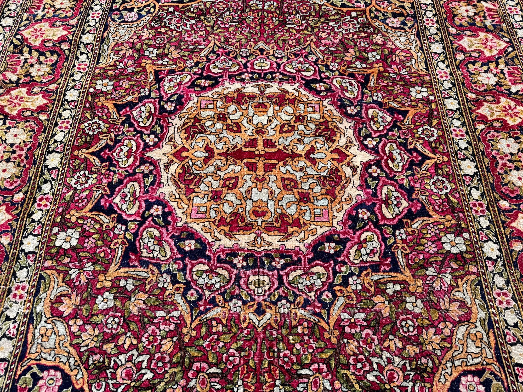 Antiker Isfahan-Teppich 2,09 m x 1,39 m im Angebot 2