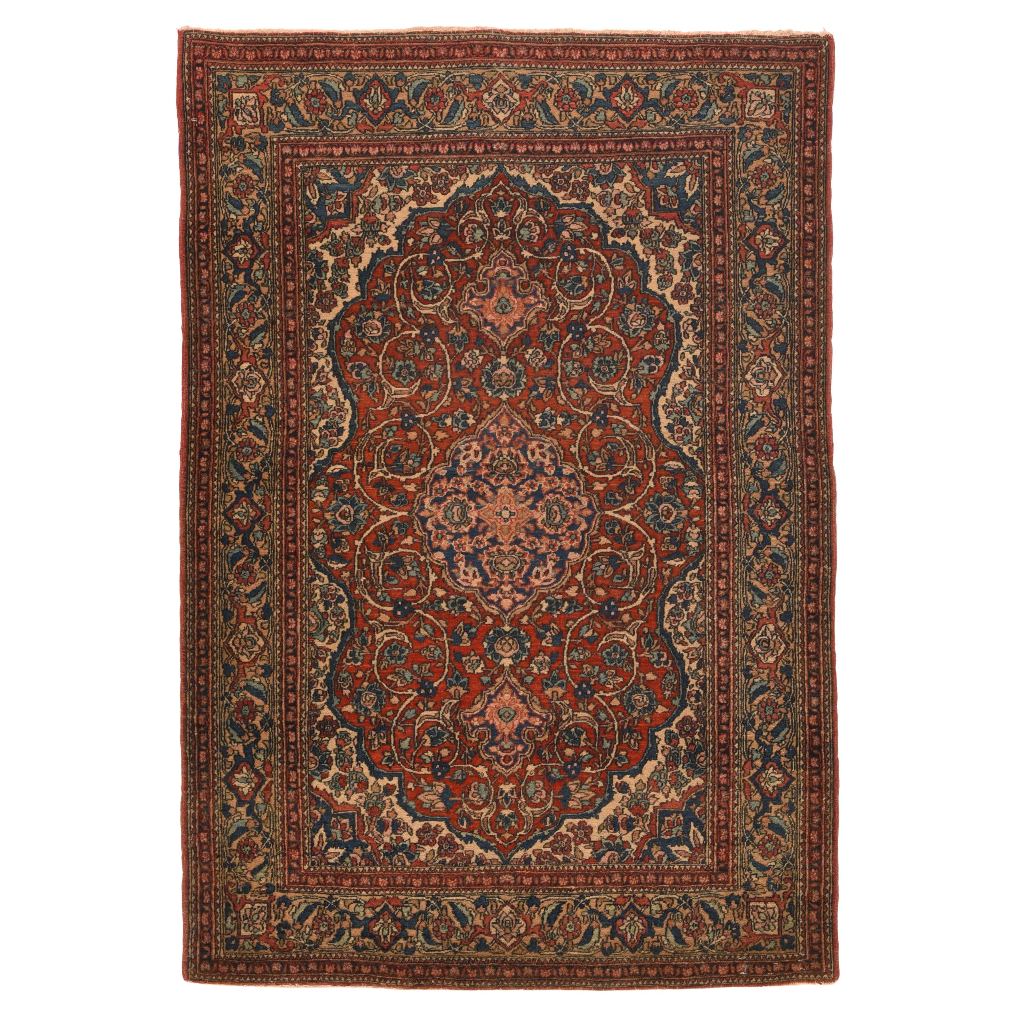 Antiker Isfahan-Teppich im Angebot