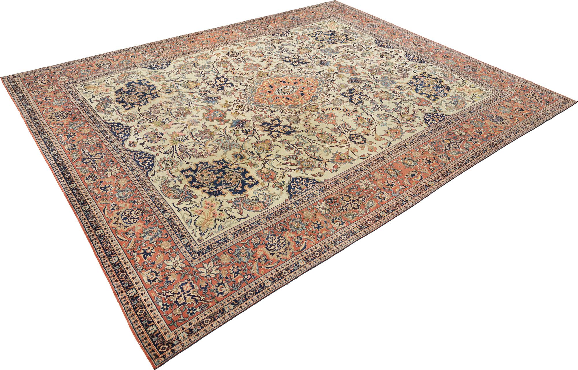 Perse Tapis ancien d'Ispahan (3.4x2.6m, 1920). Détails exquis (noués à la main). en vente