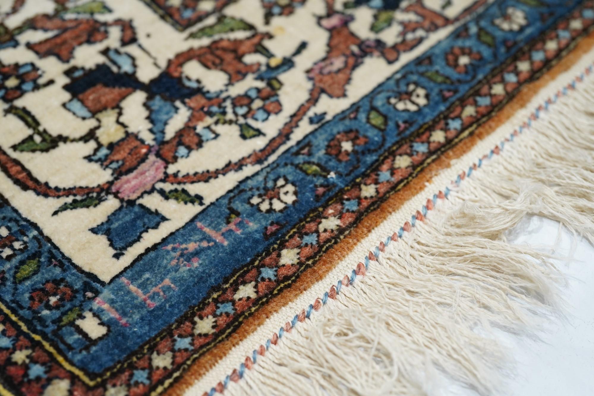 Early 20th Century Antique Isfahan Rug For Sale