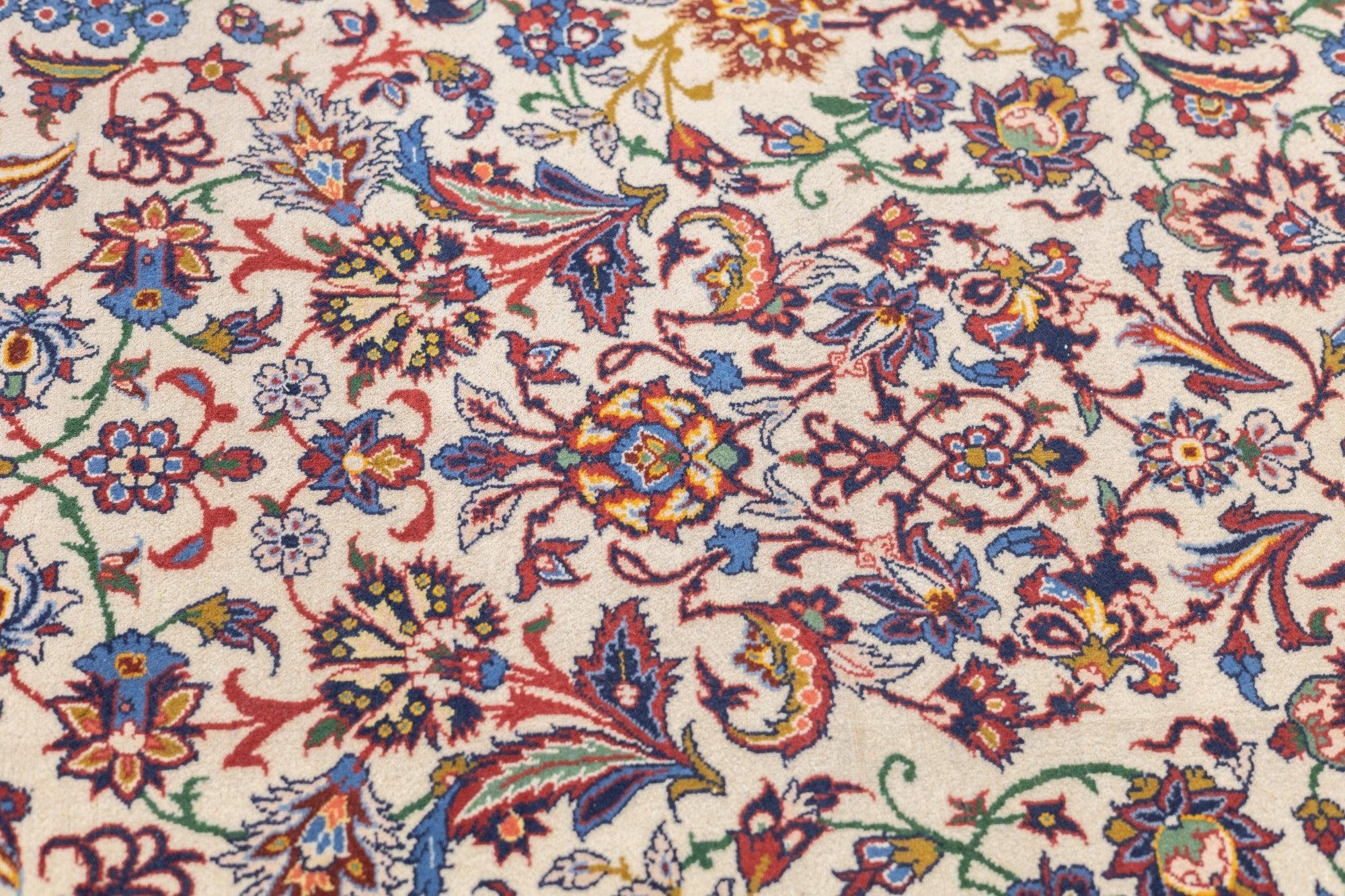 Antique Isfahan Rug 3'5'' x 5'2'' For Sale 3