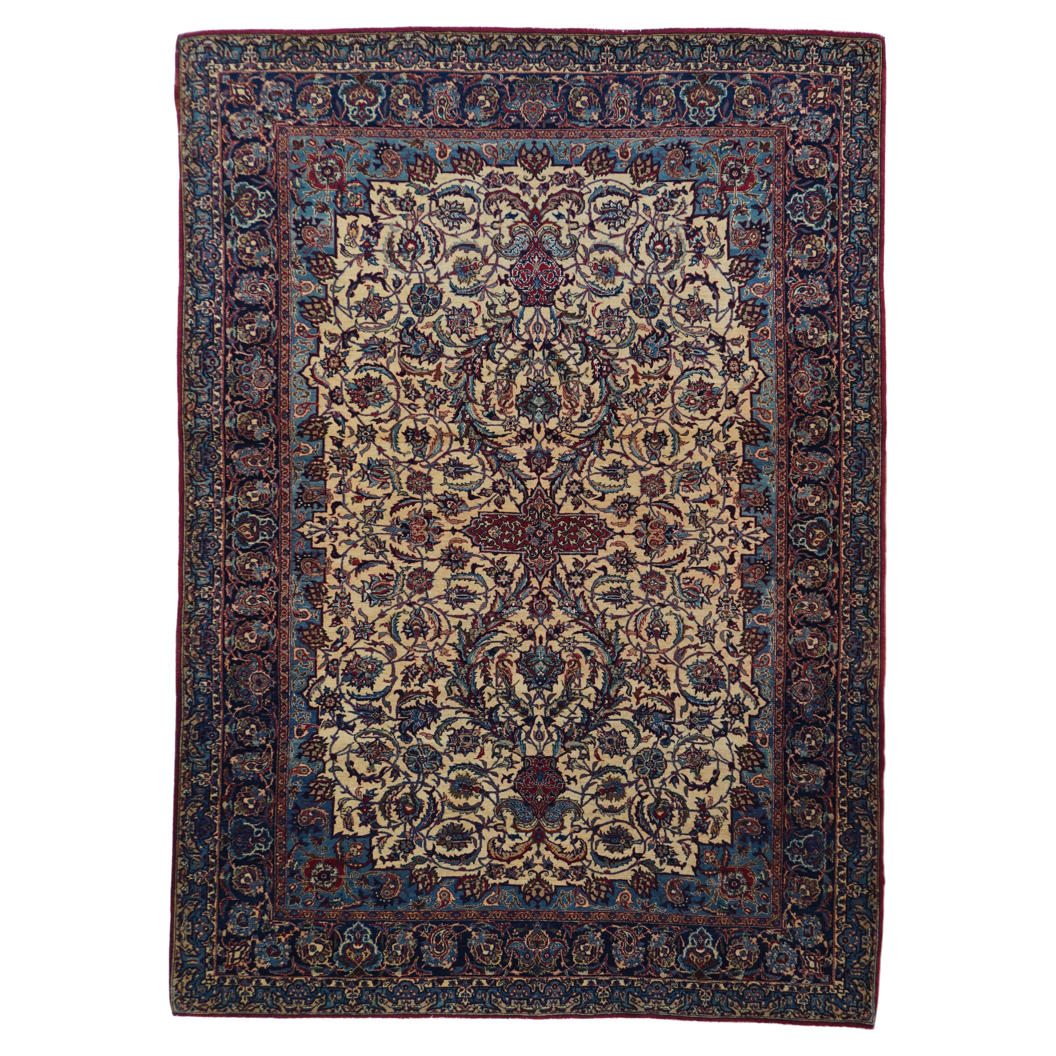 Antique Isfahan Rug 4'10'' x 6'8'' For Sale