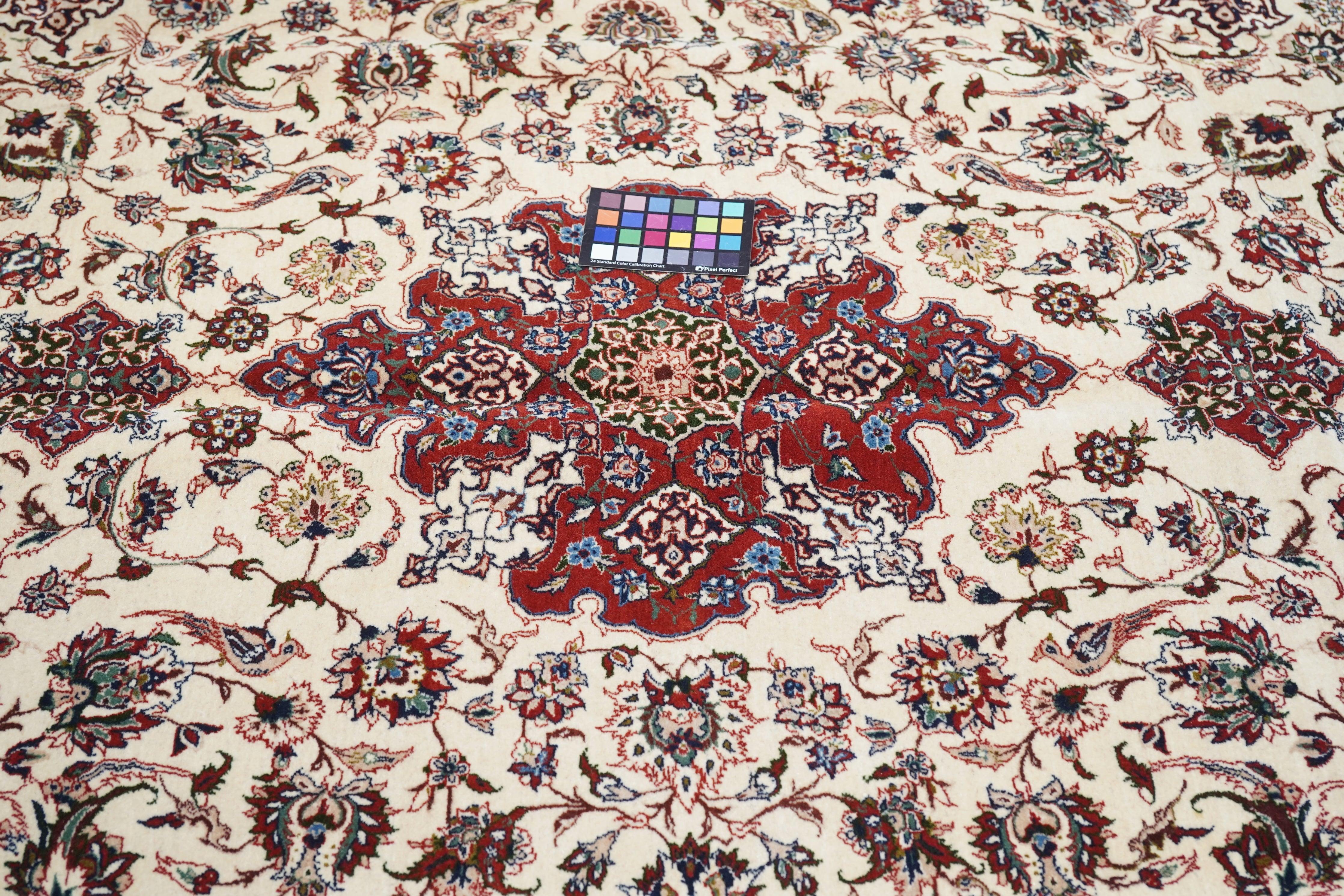Tappeto Isfahan antico 6'7'' x 9'8'' in vendita 3