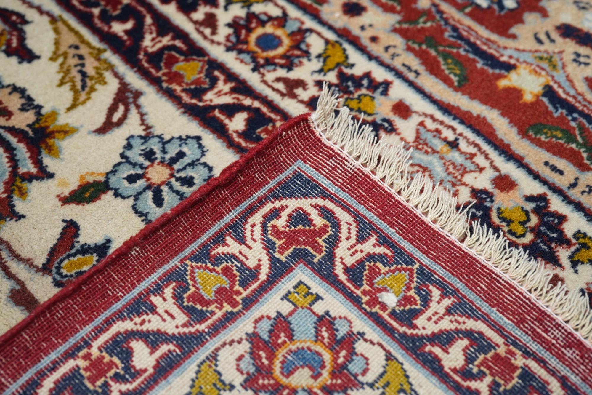 Antique Isfahan Rug 6'8'' x 10'9'' For Sale 3