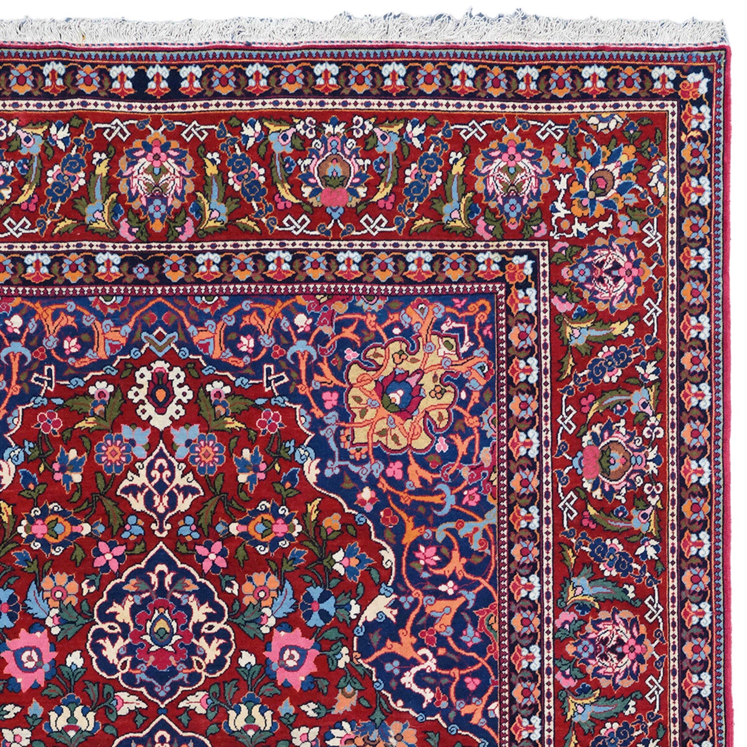 Antiker Isfahan-Teppich - Persischer Isfahan-Teppich des späten 19. Jahrhunderts (Wolle) im Angebot