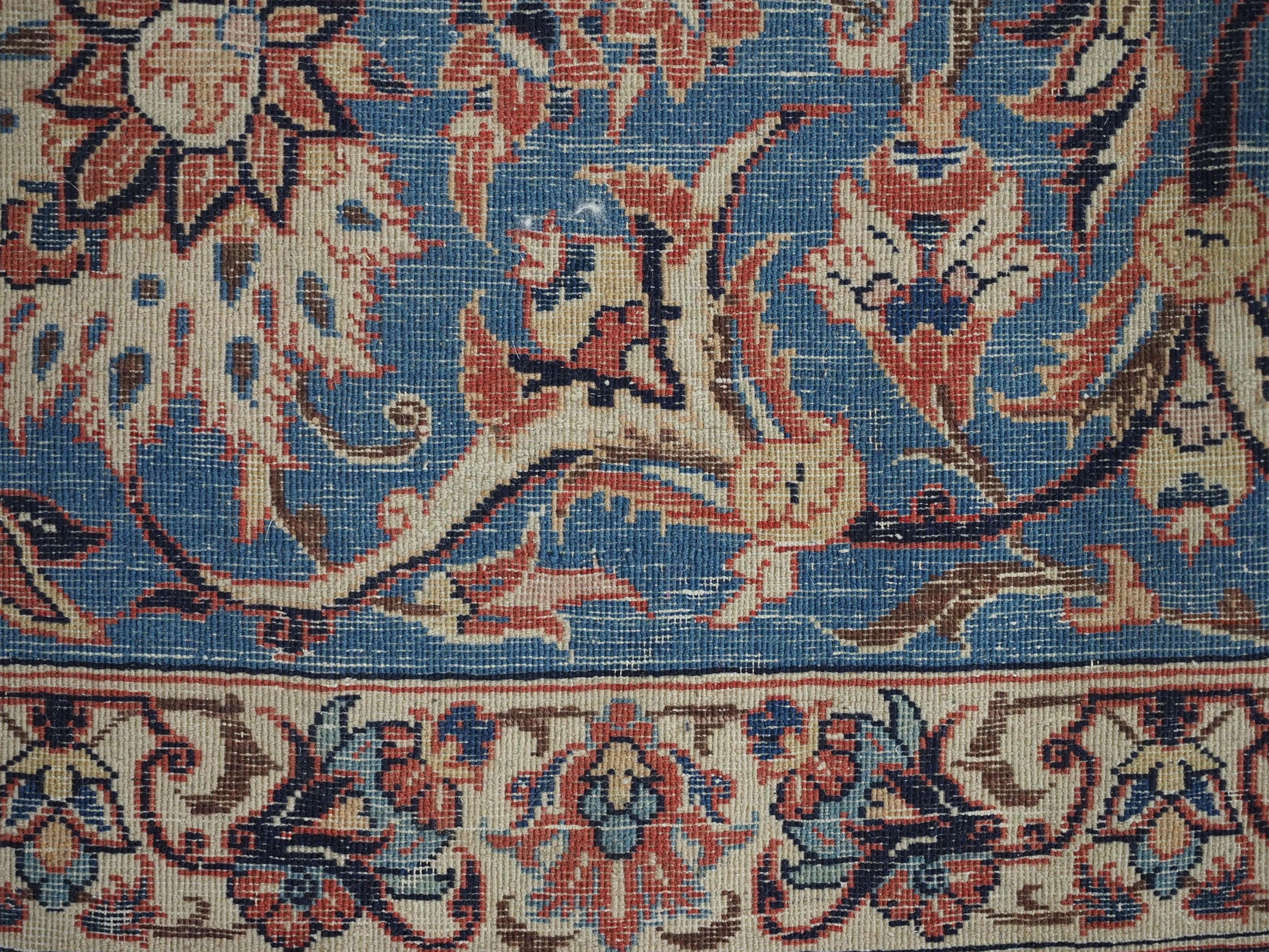 Antiker Isfahan-Teppich mit Allover-Muster auf warmem roten Grund, um 1920. im Angebot 9