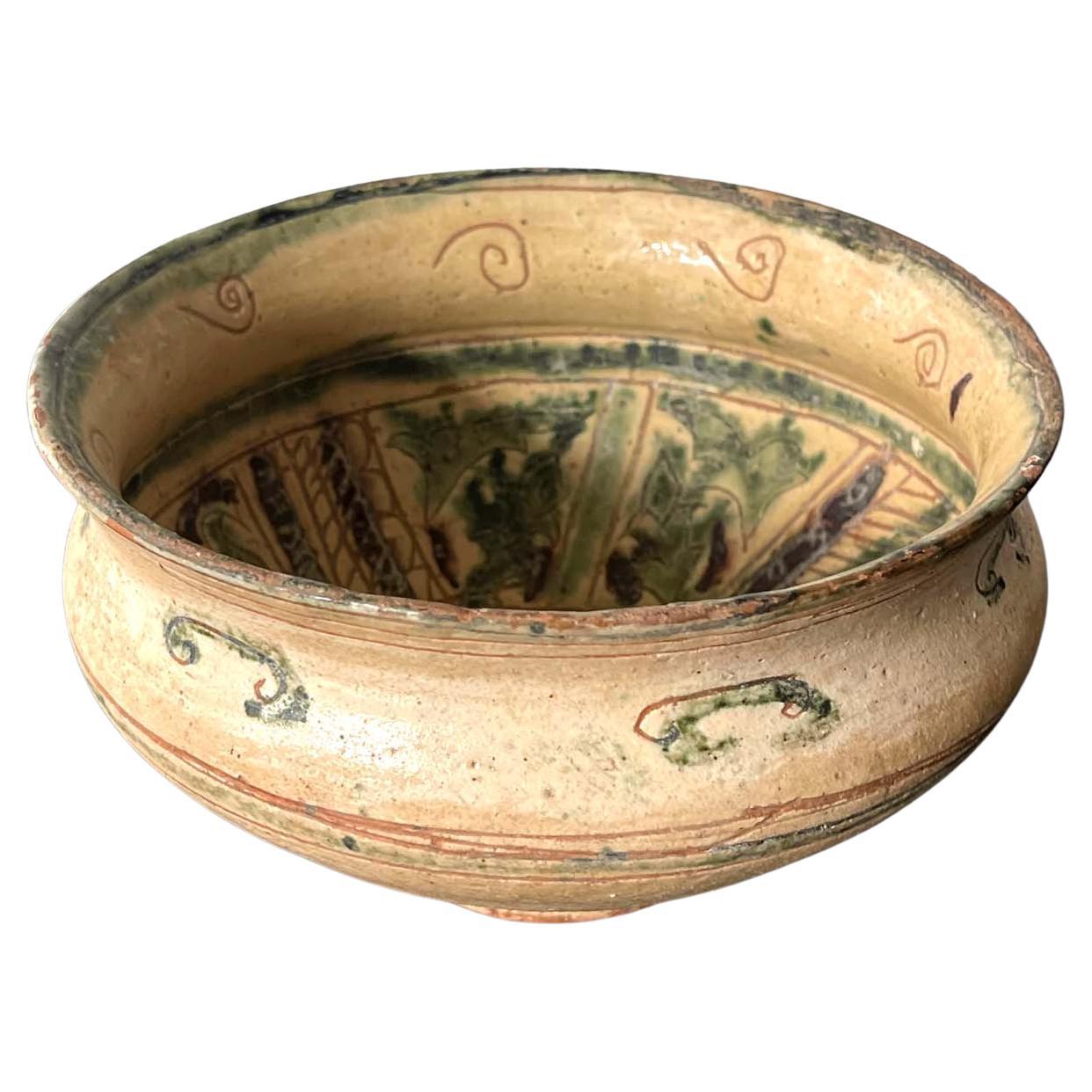 Antike islamische glasierte Keramikschale aus Keramik mit Spritzer- und Sgraffitodekoration