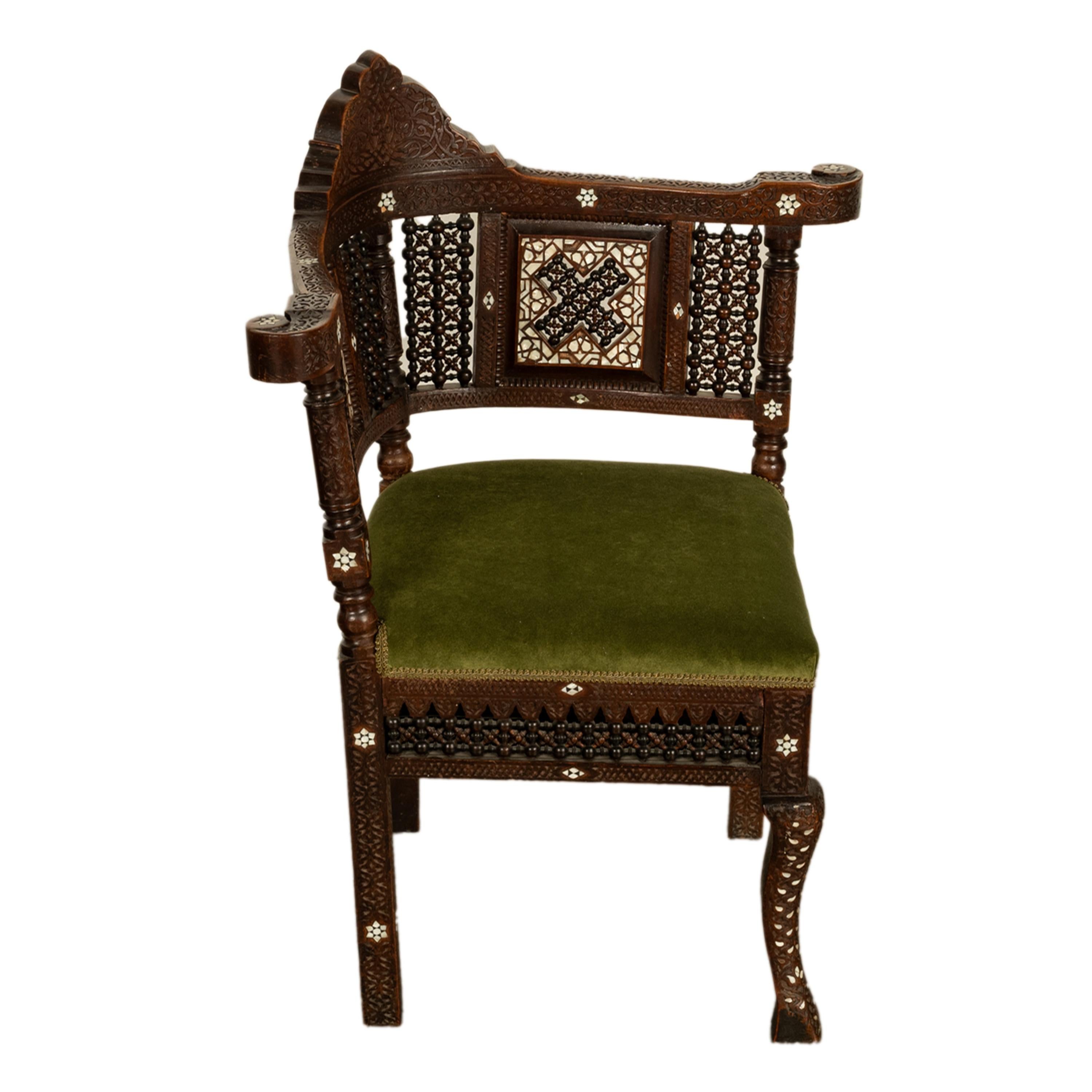 Antique Islamic Moorish Syrian Carved Inlaid Mother of Pearl Corner Chair 1880 In Good Condition In Portland, OR