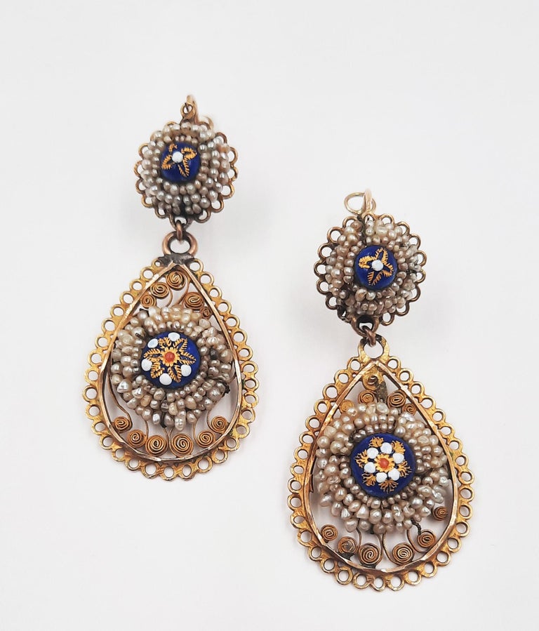 Antique Italian 12 Carats Yellow Gold Filigree Seed Pearl Pendant Earrings