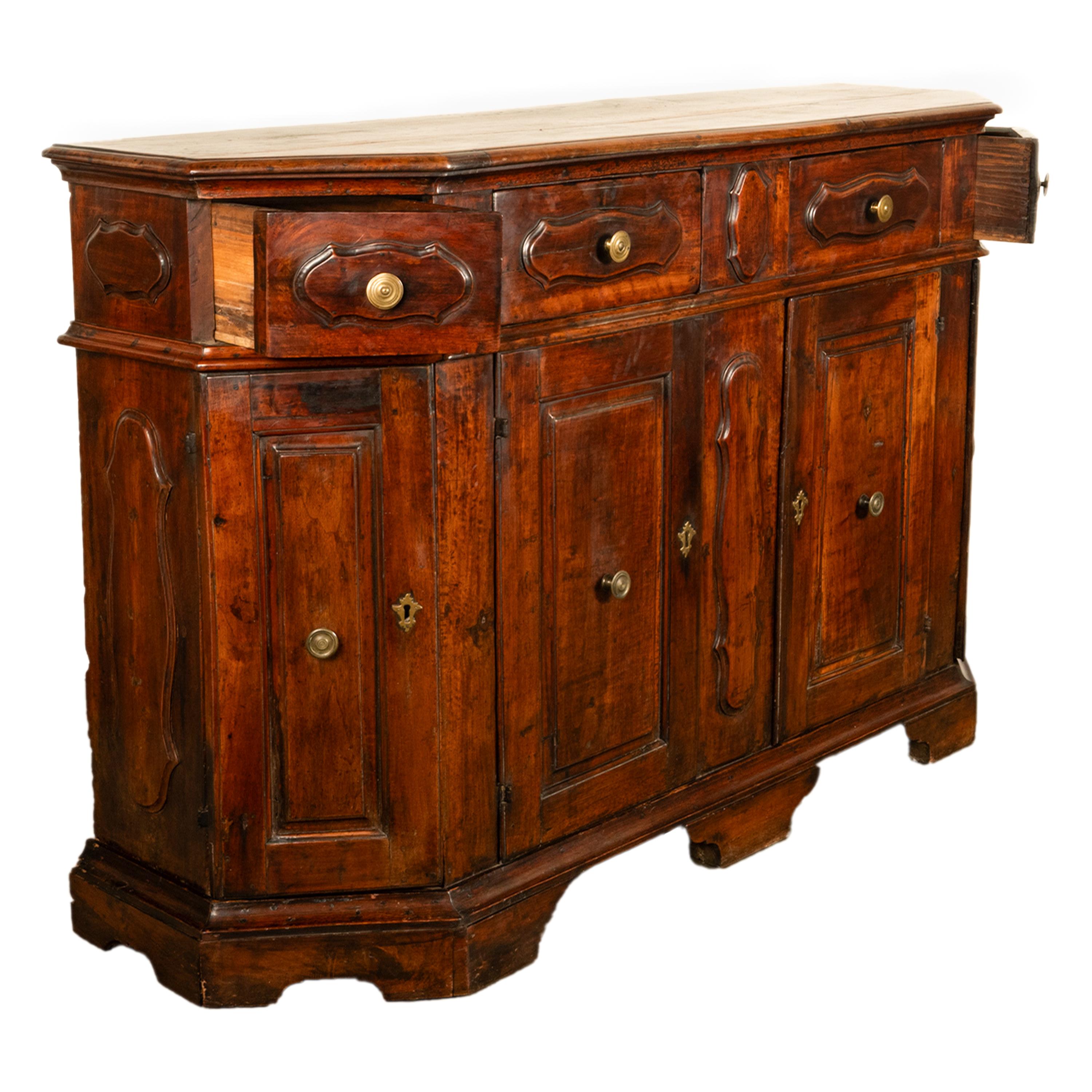 Antigua Credenza Barroca Italiana de Nogal Armario Buffet 1680 Ex Museo de Young en venta 6