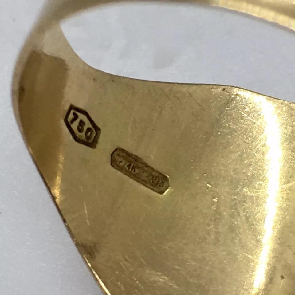 Antique Italian 18K GOLD Serpent SIgnet RIng 8.2 Gram Size 11.5 No Engraving In Good Condition For Sale In Los Angeles, CA