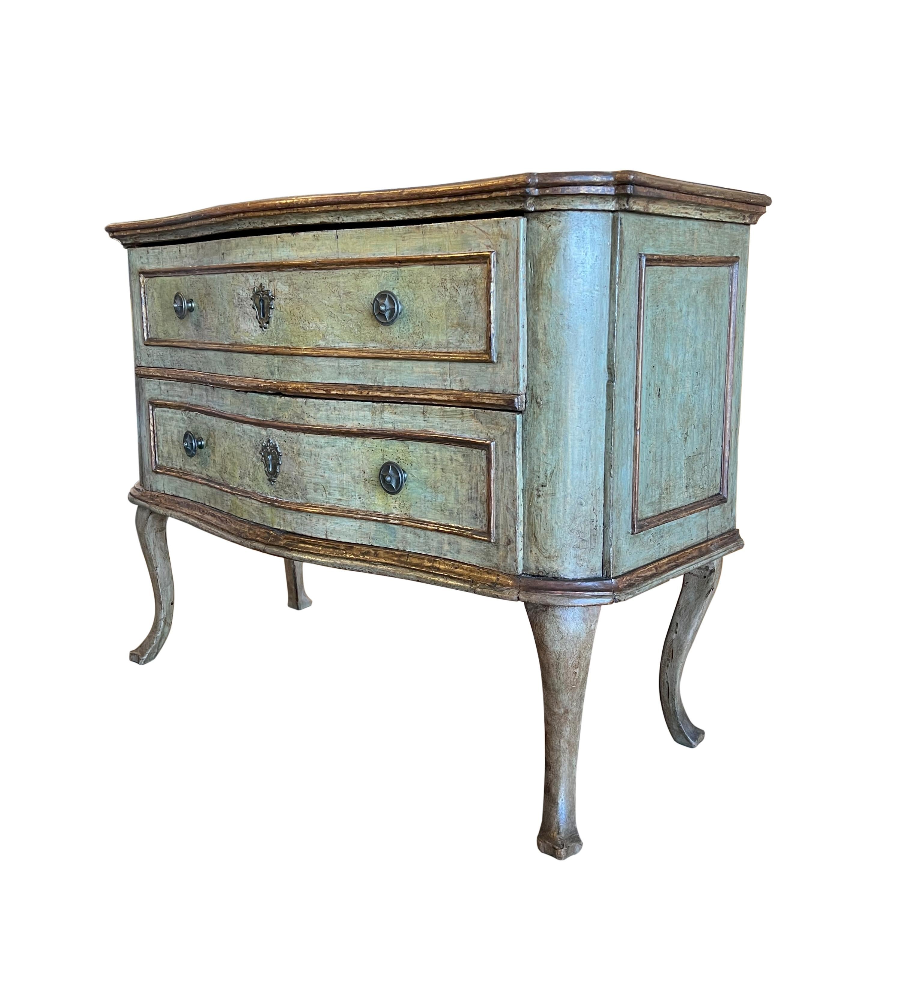Antique Italian 18th Century Hand Painted Louis XV Chest of Drawers Marchigiano  For Sale 1