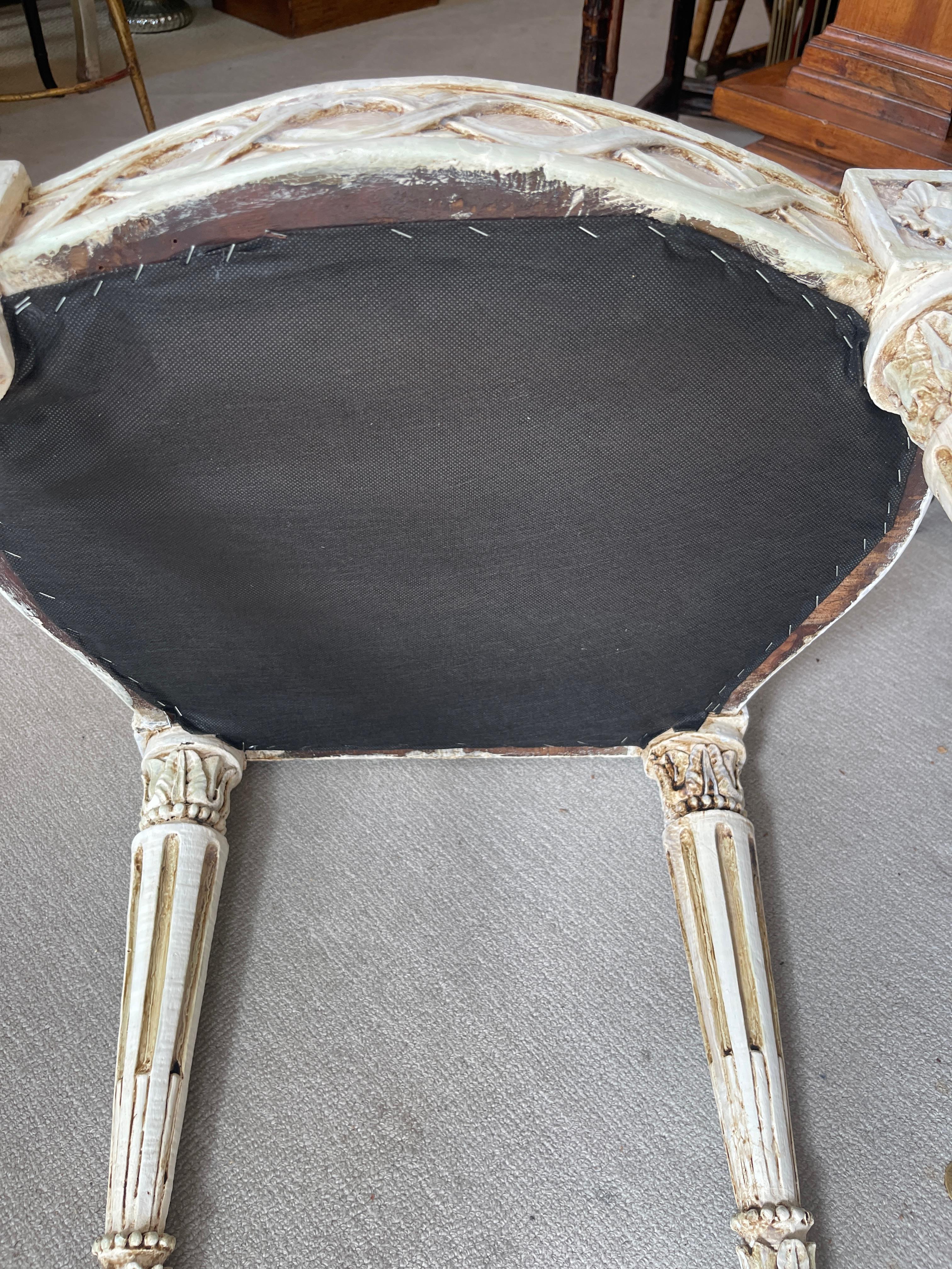 Italian 18Th Century. Painted Baroque Chairs Set Of 4 in vendita 11