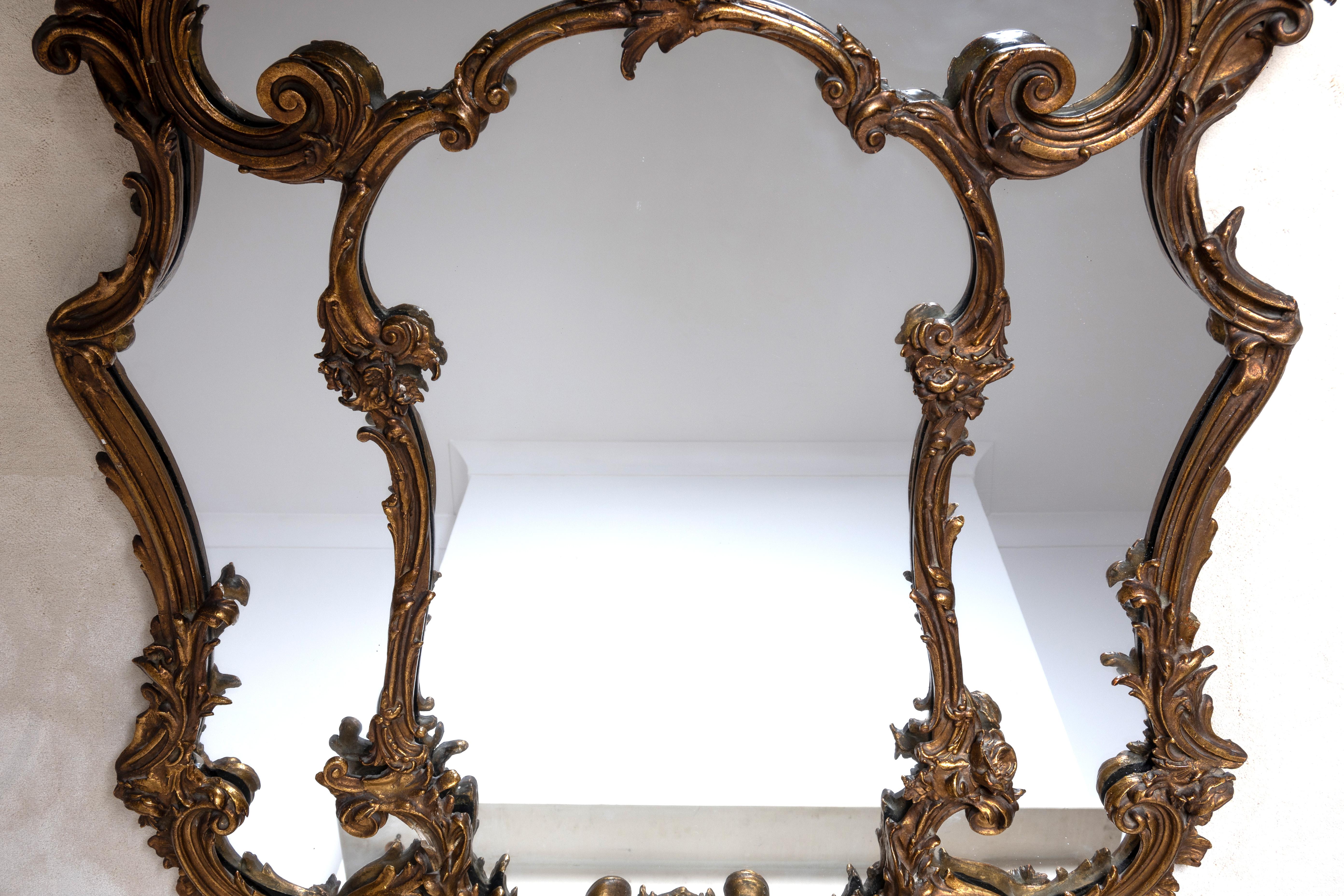 Antique Italian 19th Century Giltwood Wall Mirror (miroir en bois doré)  en vente 3